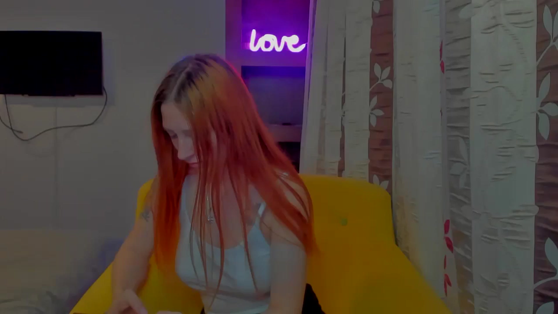 Gallery image thumbnail from Red_Succubus's myfreecams stream on, 04/19/2025, 21:27 image 12 of 20