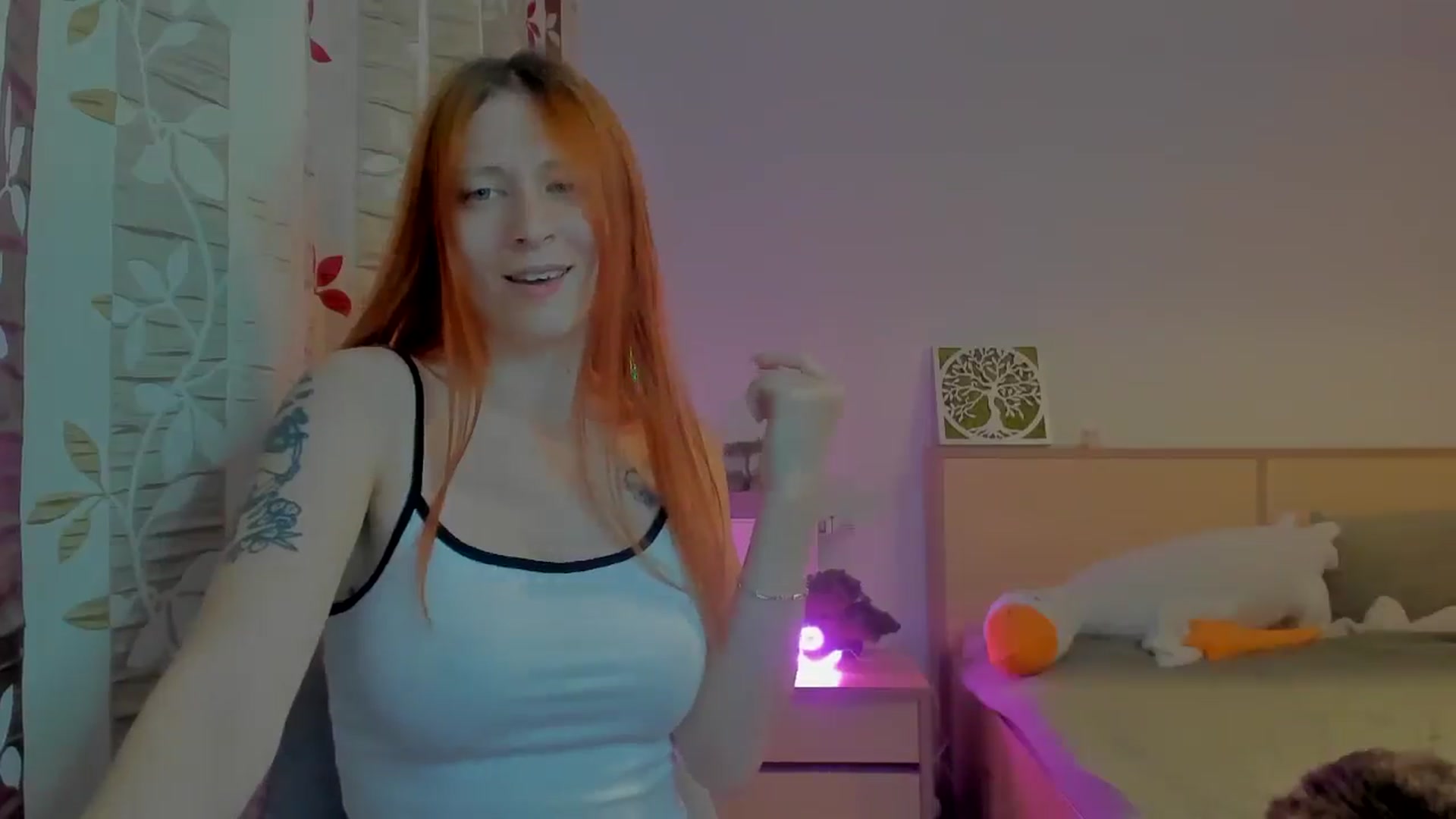 Gallery image thumbnail from Red_Succubus's myfreecams stream on, 05/01/2025, 21:08 image 8 of 20