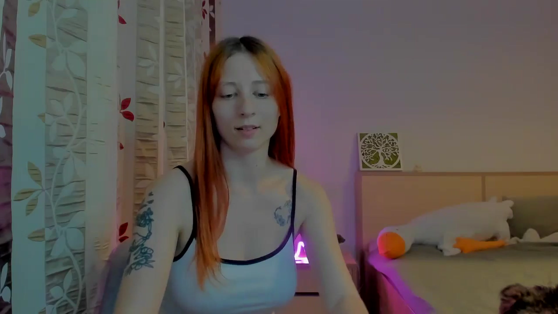 Gallery image thumbnail from Red_Succubus's myfreecams stream on, 05/01/2025, 21:08 image 5 of 20