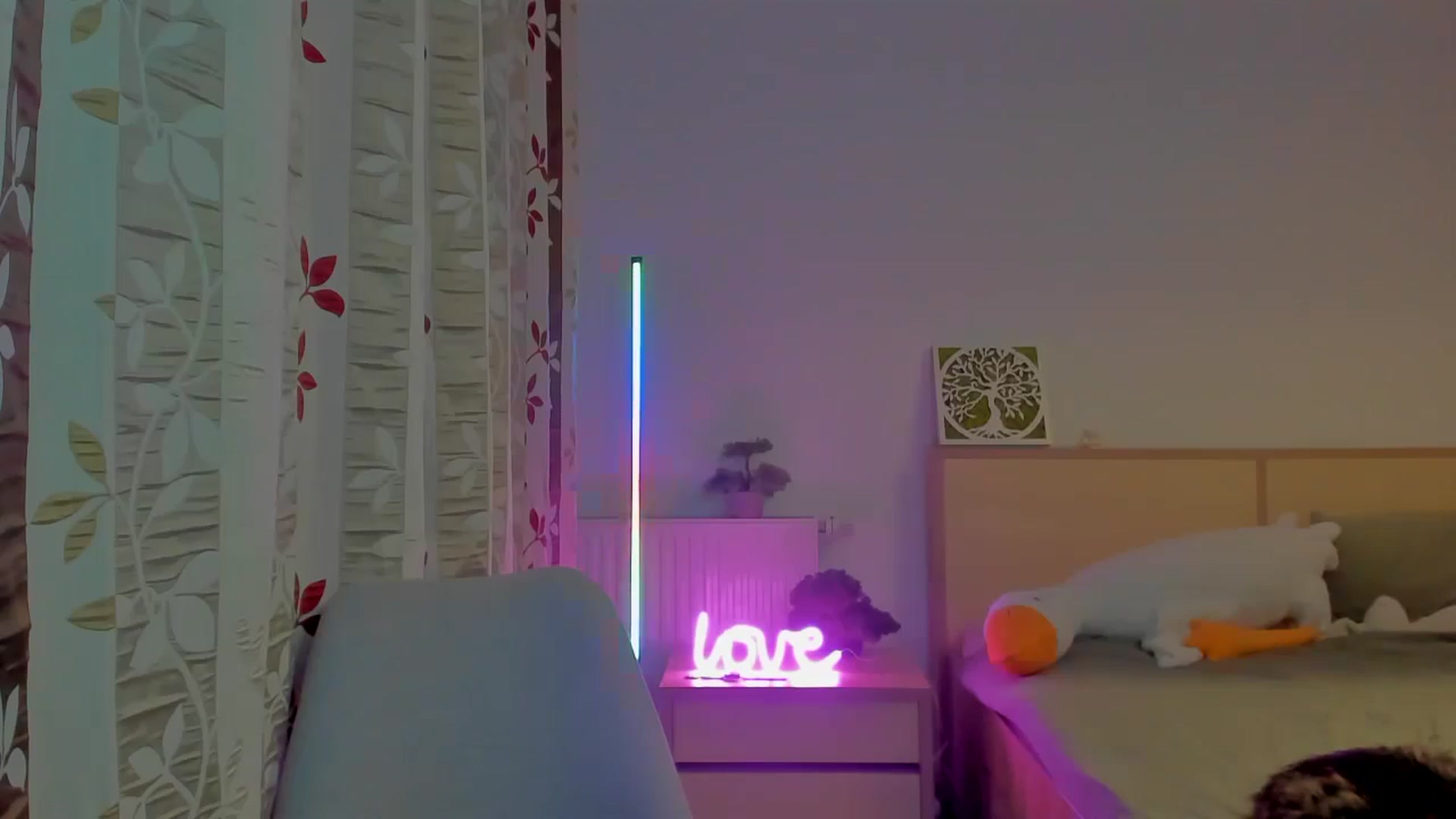 Gallery image thumbnail from Red_Succubus's myfreecams stream on, 05/01/2025, 21:08 image 11 of 20