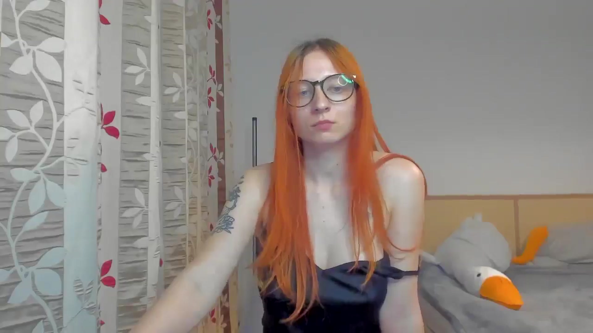 Gallery image thumbnail from Red_Succubus's myfreecams stream on, 05/16/2025, 20:08 image 7 of 20