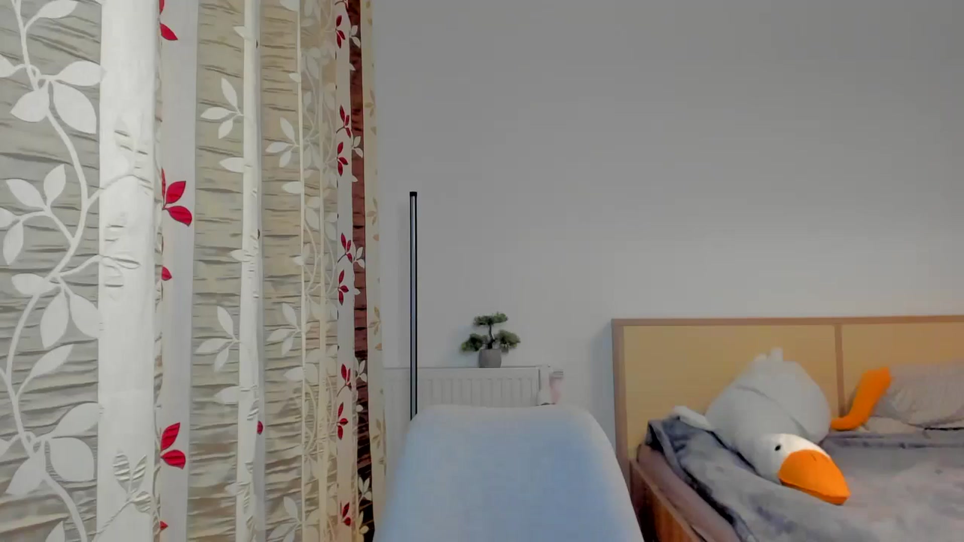 Gallery image thumbnail from Red_Succubus's myfreecams stream on, 05/16/2025, 20:08 image 4 of 20