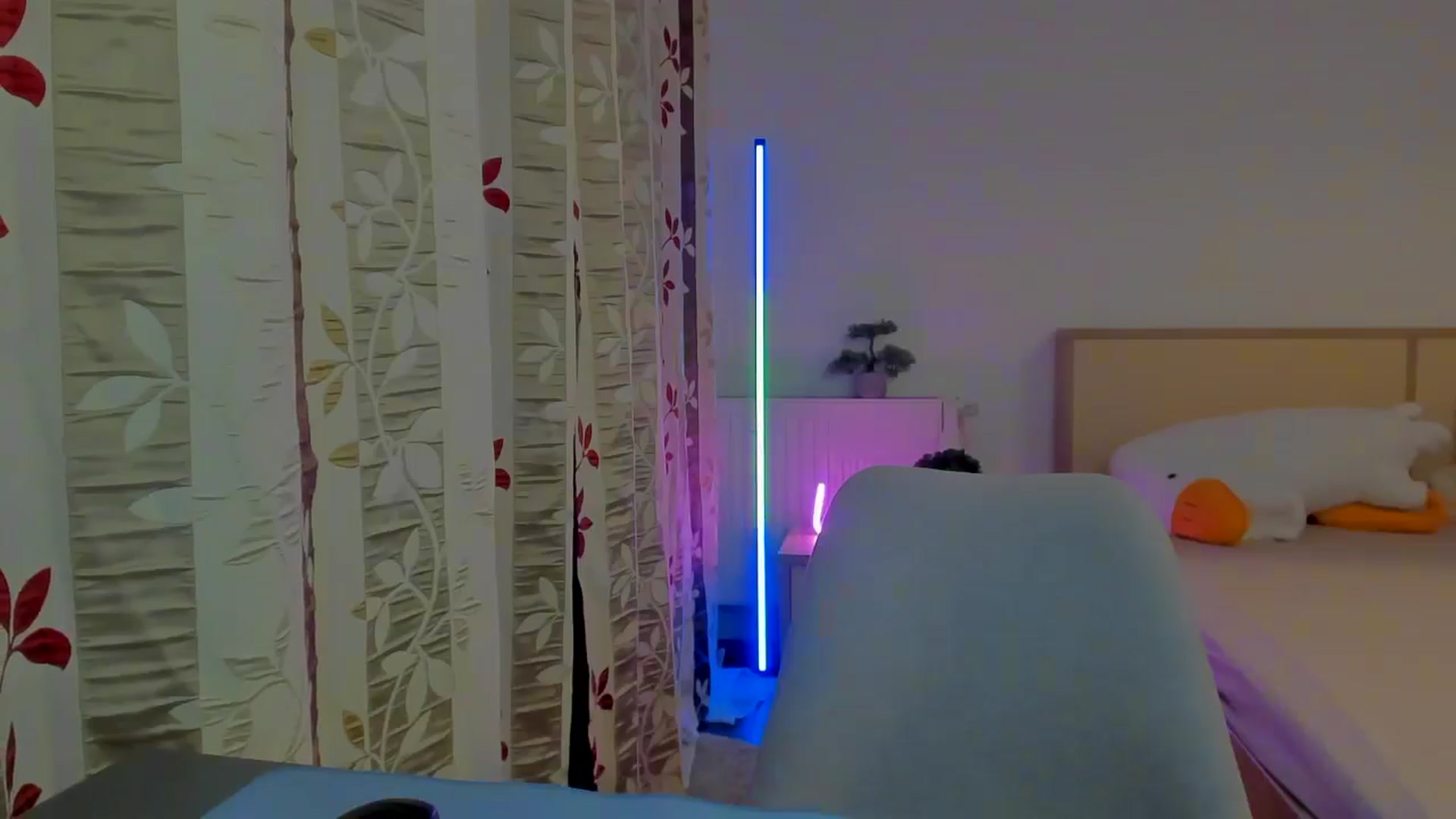 Gallery image thumbnail from Red_Succubus's myfreecams stream on, 05/25/2025, 20:05 image 7 of 20