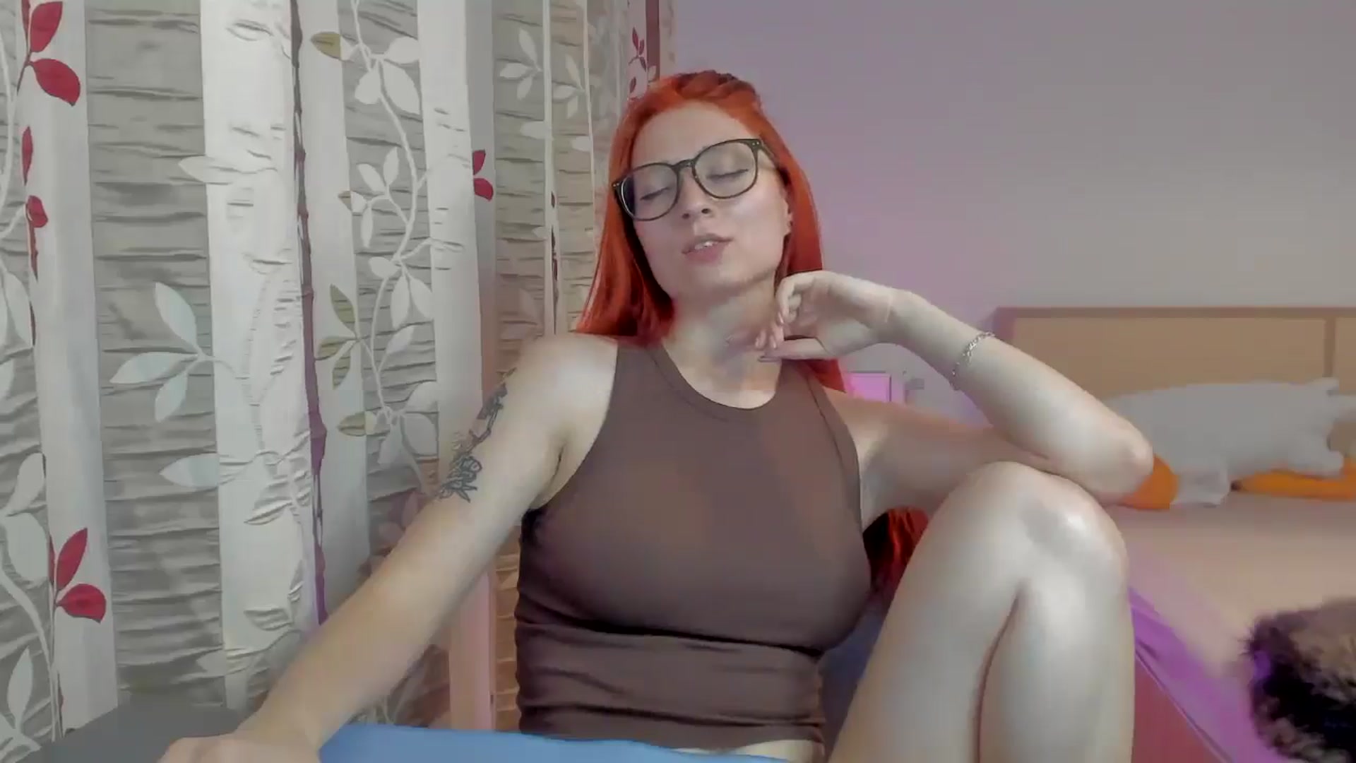 Gallery image thumbnail from Red_Succubus's myfreecams stream on, 05/25/2025, 21:06 image 7 of 20