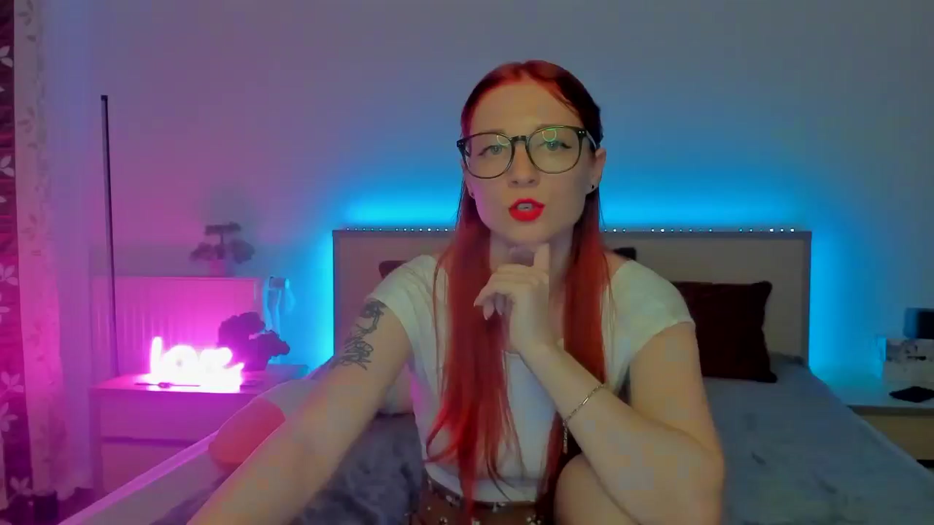 Gallery image thumbnail from Red_Succubus's myfreecams stream on, 05/31/2025, 20:37 image 1 of 20