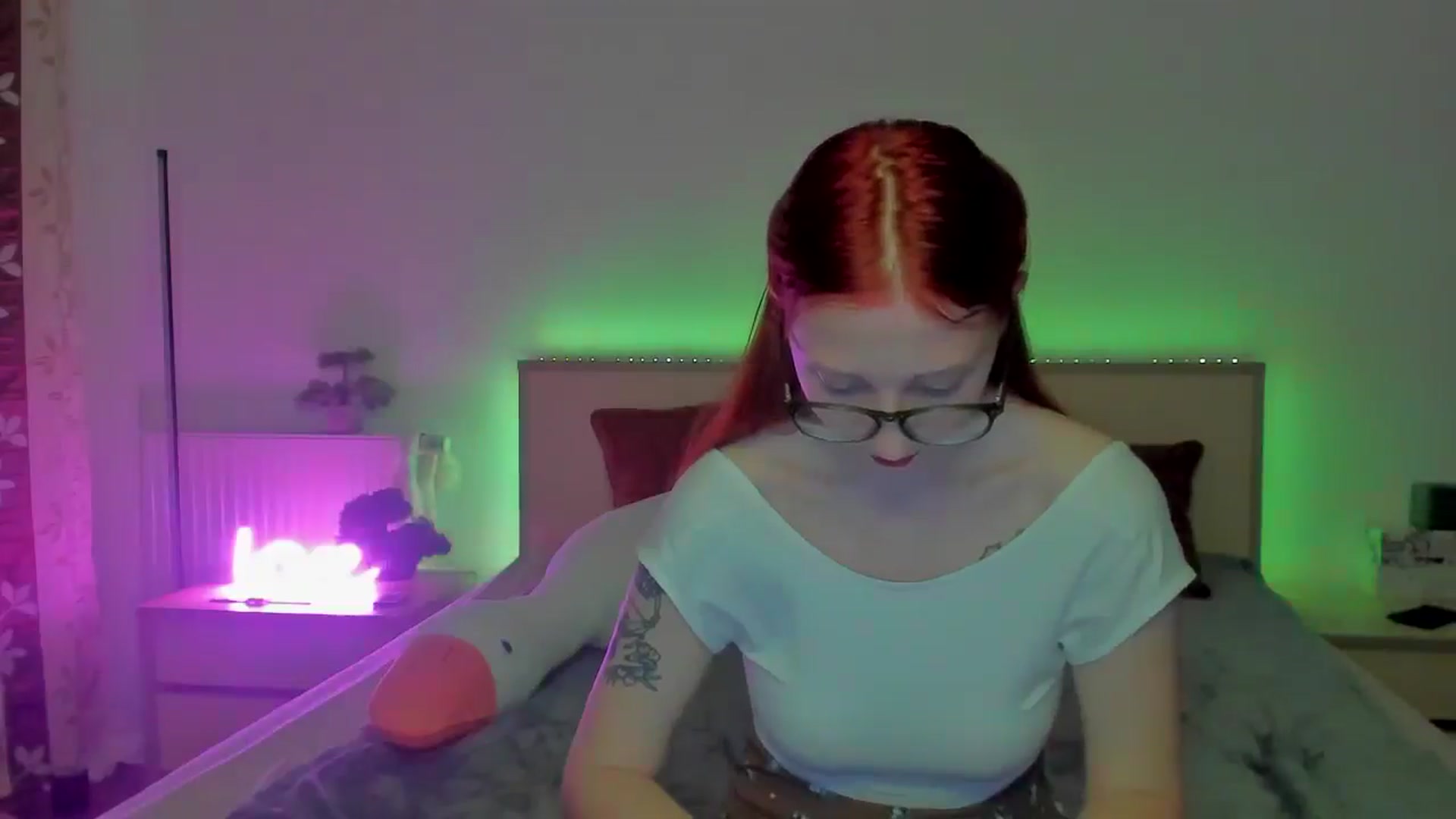 Gallery image thumbnail from Red_Succubus's myfreecams stream on, 05/31/2025, 20:37 image 9 of 20