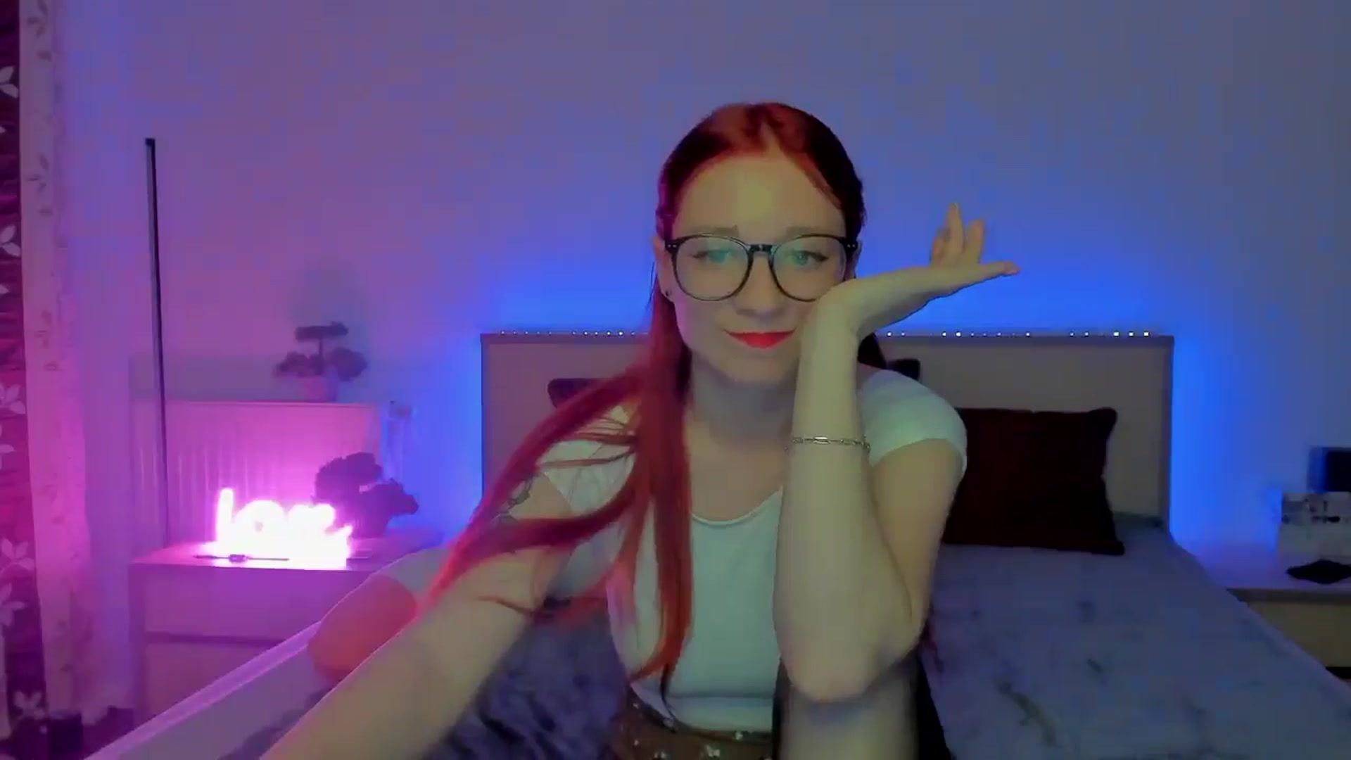 Gallery image thumbnail from Red_Succubus's myfreecams stream on, 05/31/2025, 20:37 image 5 of 20