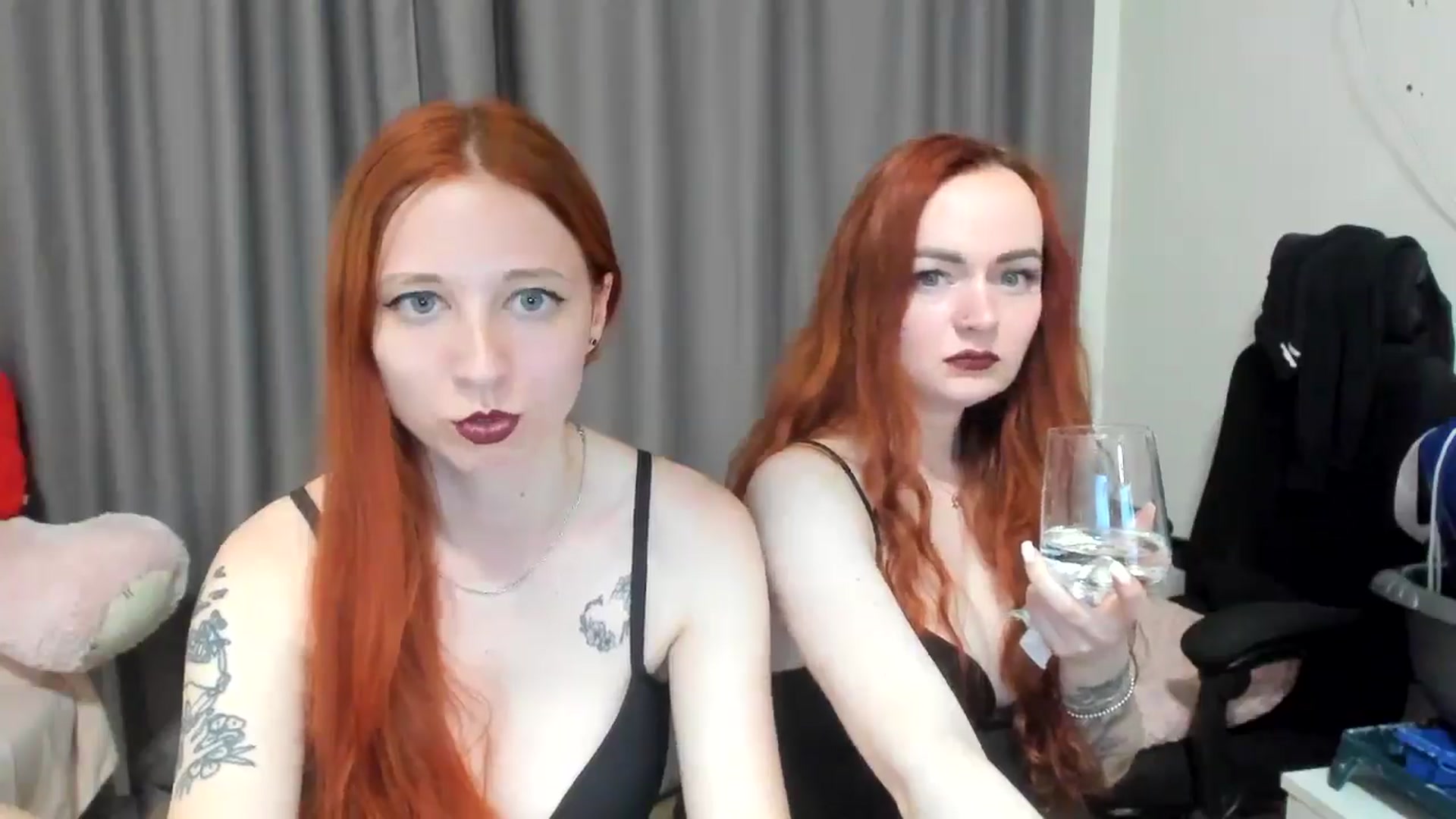 Gallery image thumbnail from Red_Succubus's myfreecams stream on, 06/13/2025, 19:45 image 17 of 20