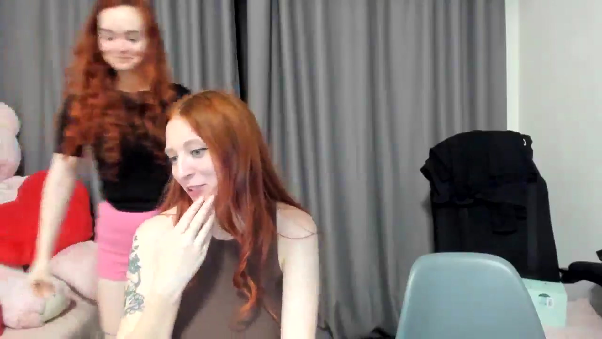 Gallery image thumbnail from Red_Succubus's myfreecams stream on, 06/14/2025, 20:51 image 6 of 20