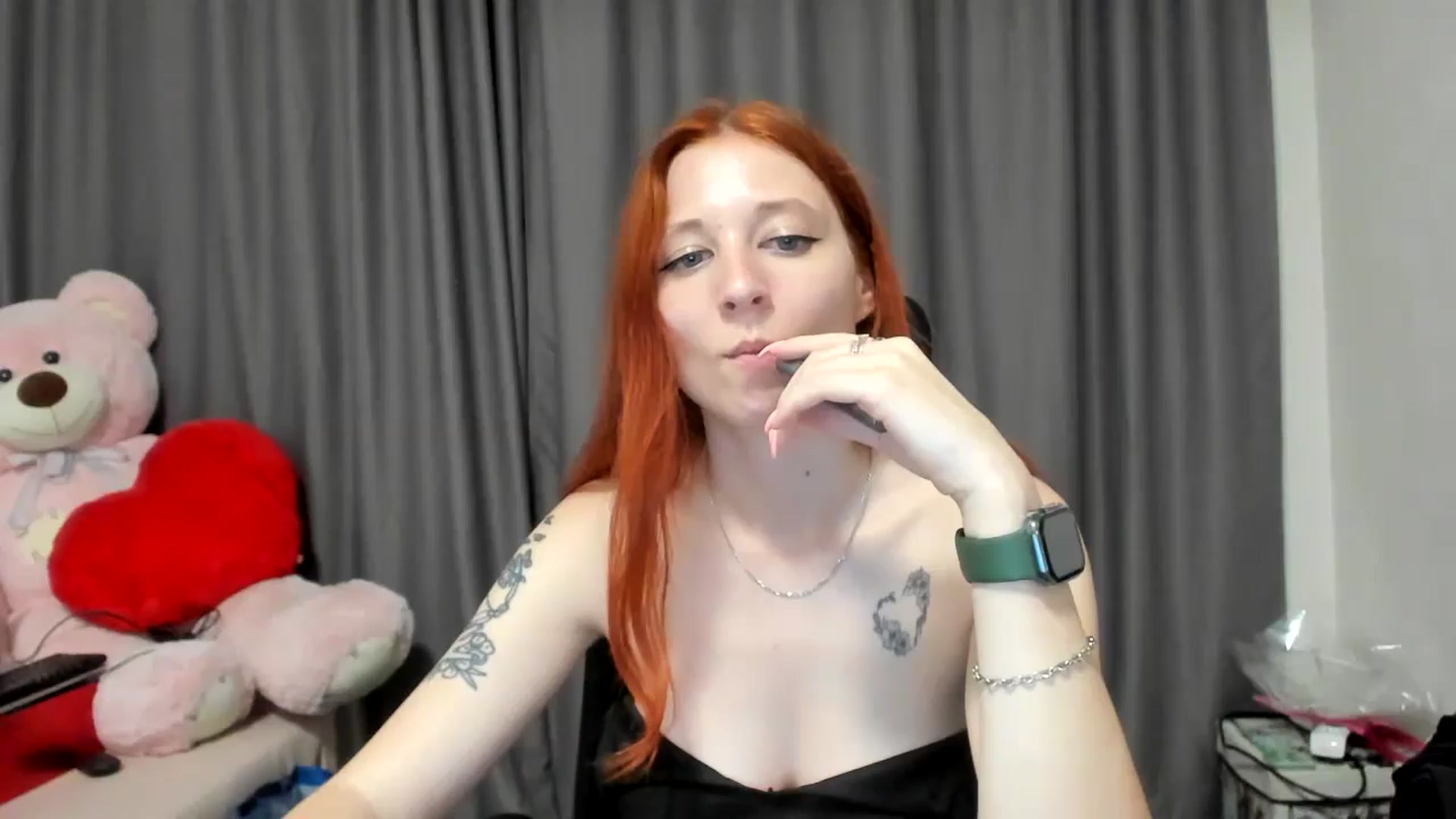 Gallery image thumbnail from Red_Succubus's myfreecams stream on, 06/15/2025, 20:50 image 15 of 20