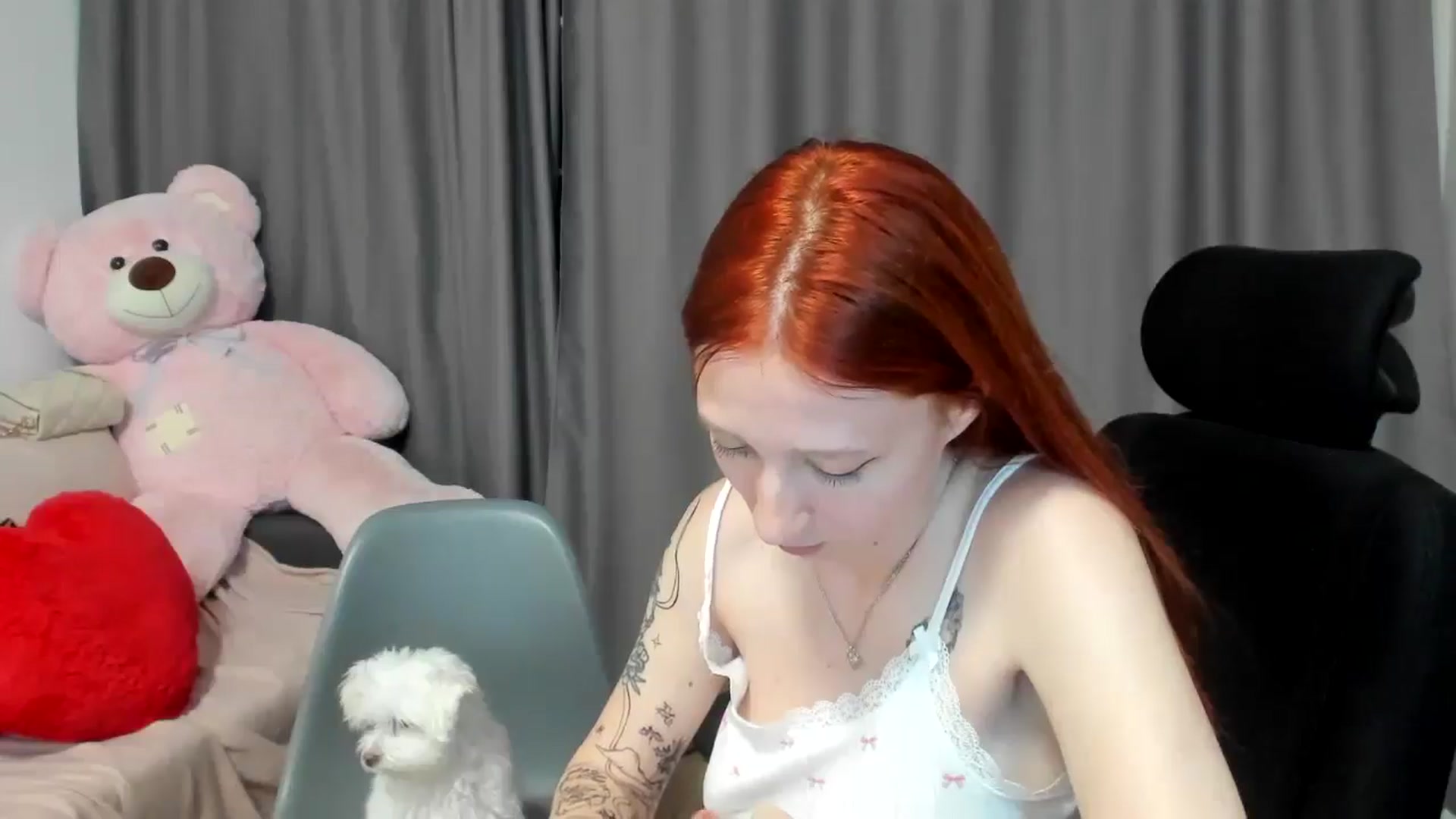Gallery image thumbnail from Red_Succubus's myfreecams stream on, 06/27/2025, 19:13 image 15 of 20
