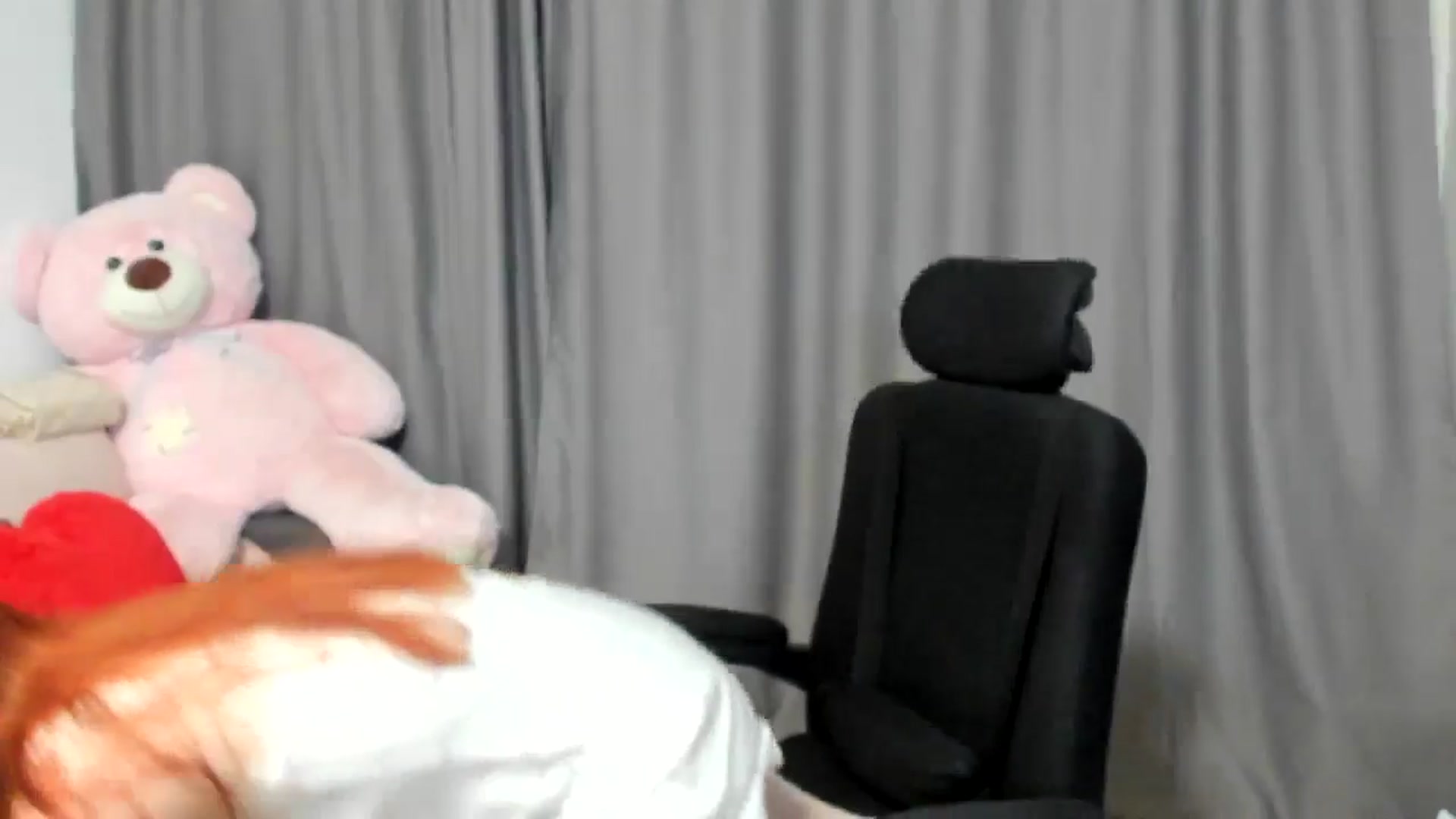Gallery image thumbnail from Red_Succubus's myfreecams stream on, 06/27/2025, 19:13 image 5 of 20