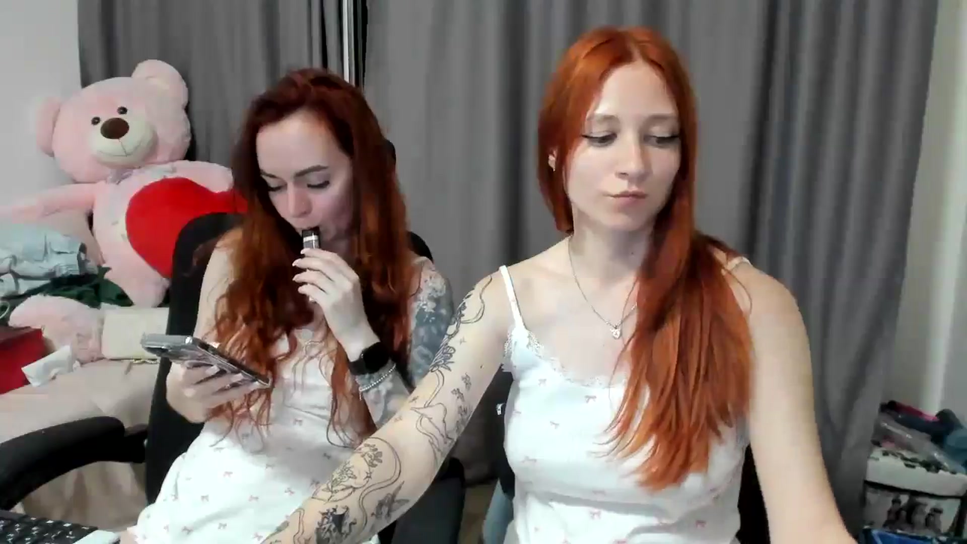 Gallery image thumbnail from Red_Succubus's myfreecams stream on, 06/28/2025, 19:47 image 19 of 20