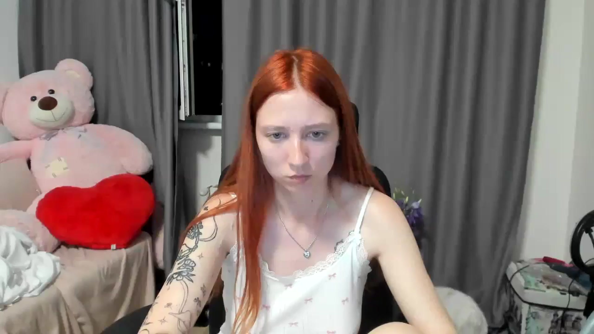 Gallery image thumbnail from Red_Succubus's myfreecams stream on, 06/29/2025, 21:14 image 14 of 20
