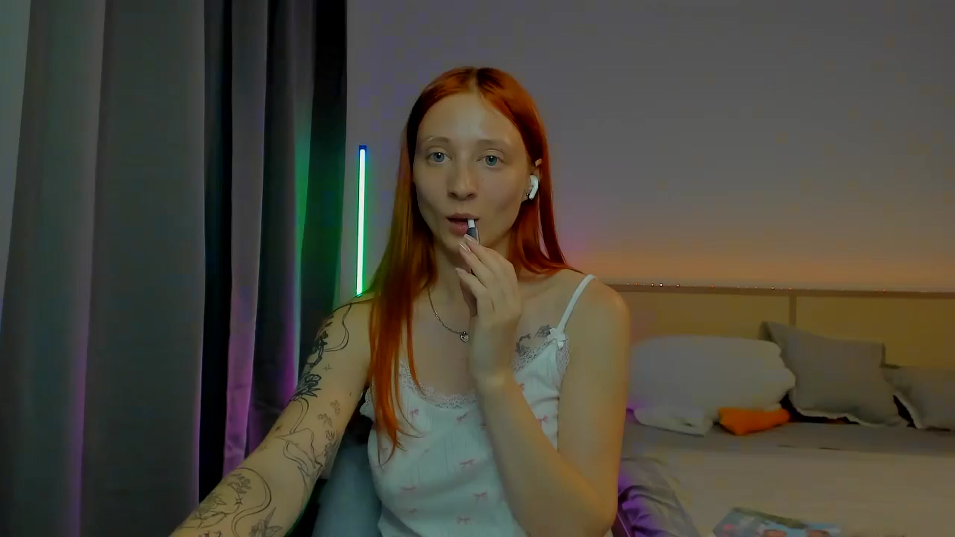 Gallery image thumbnail from Red_Succubus's myfreecams stream on, 07/20/2025, 21:21 image 2 of 20