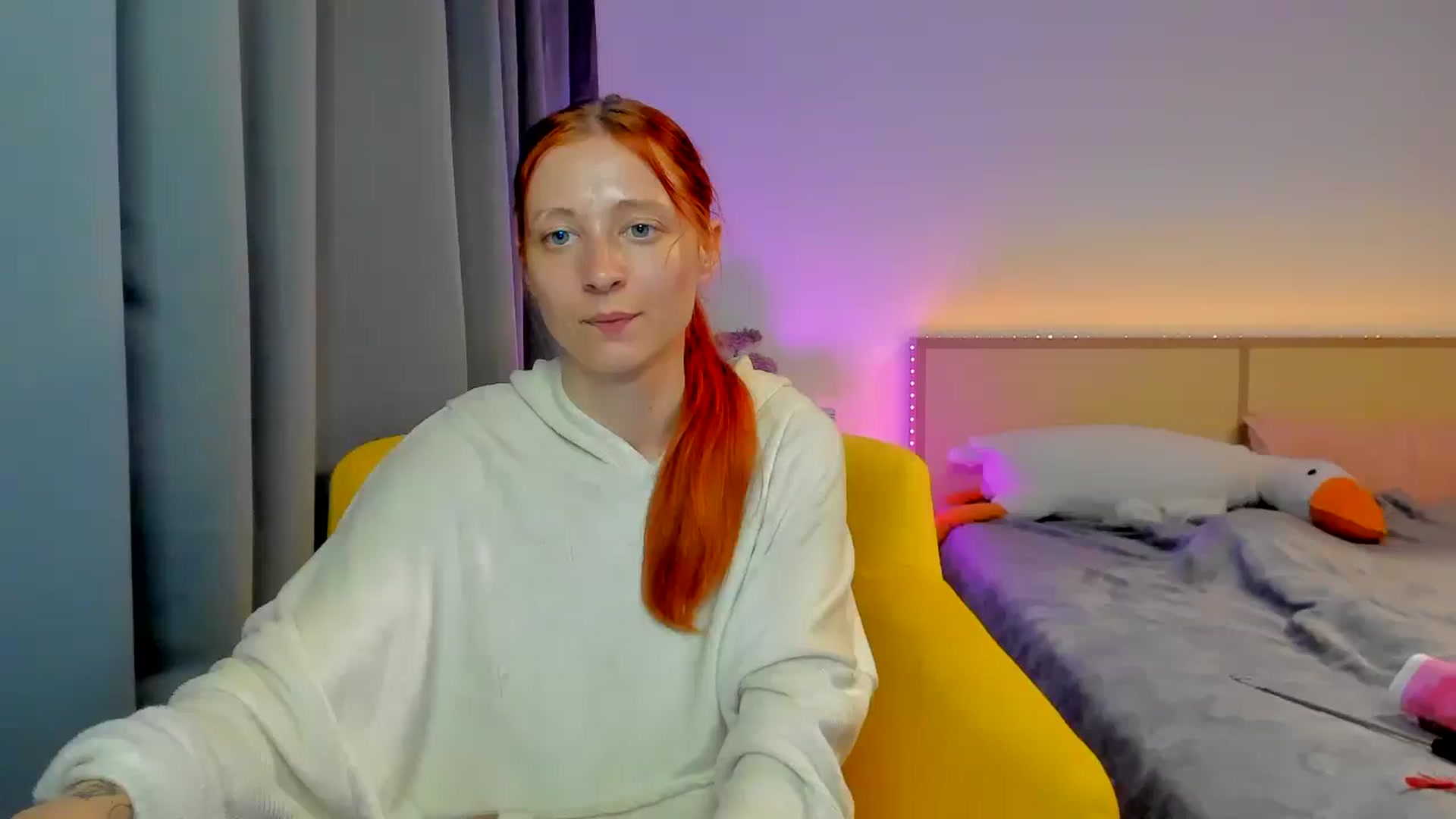Gallery image thumbnail from Red_Succubus's myfreecams stream on, 07/31/2025, 20:24 image 15 of 20