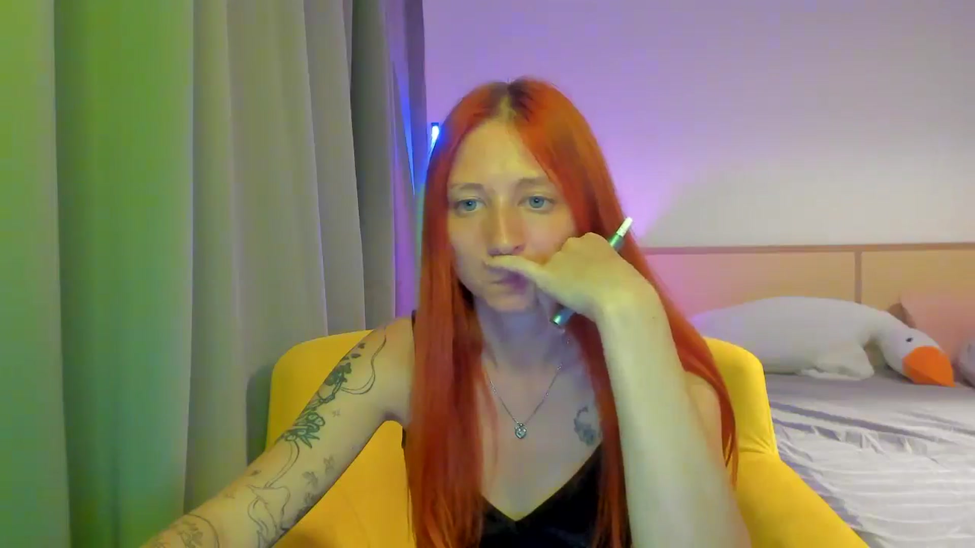 Gallery image thumbnail from Red_Succubus's myfreecams stream on, 08/03/2025, 20:13 image 18 of 20