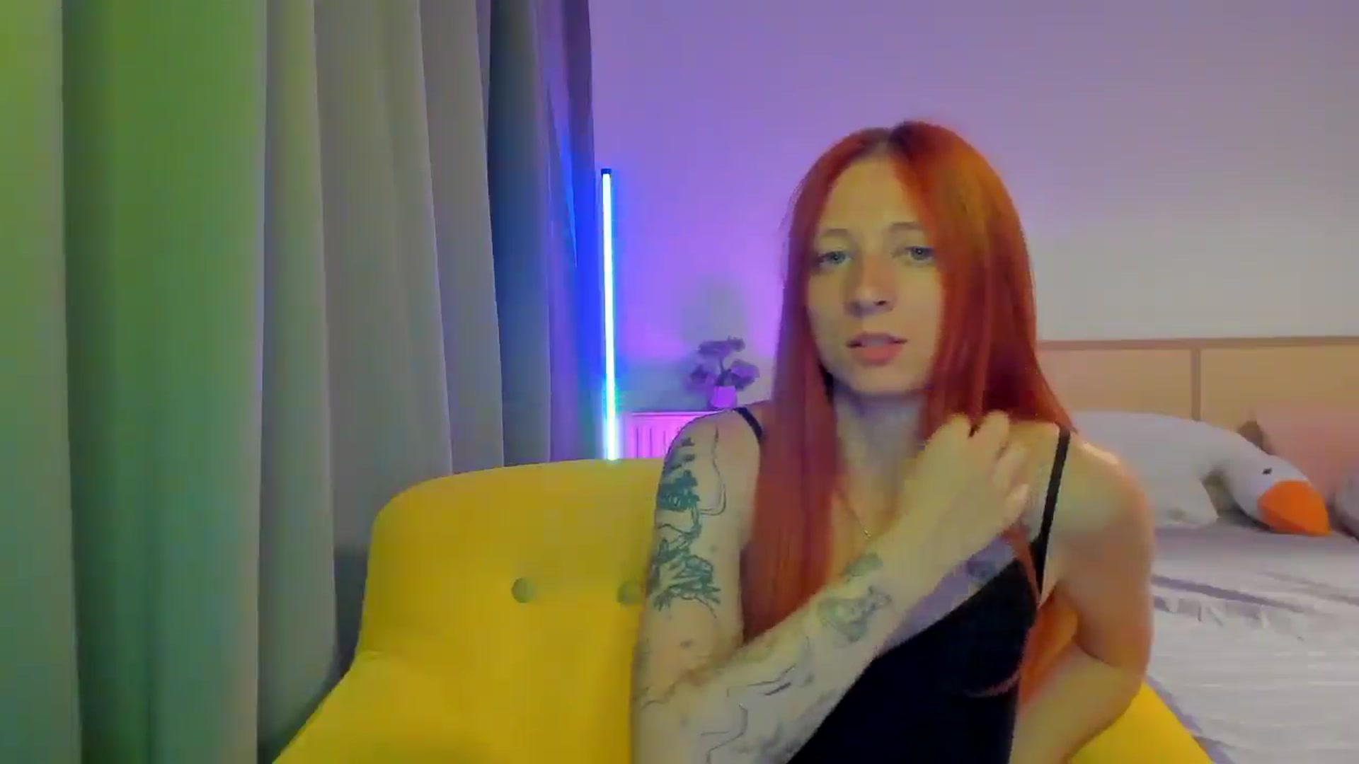 Gallery image thumbnail from Red_Succubus's myfreecams stream on, 08/03/2025, 20:13 image 10 of 20
