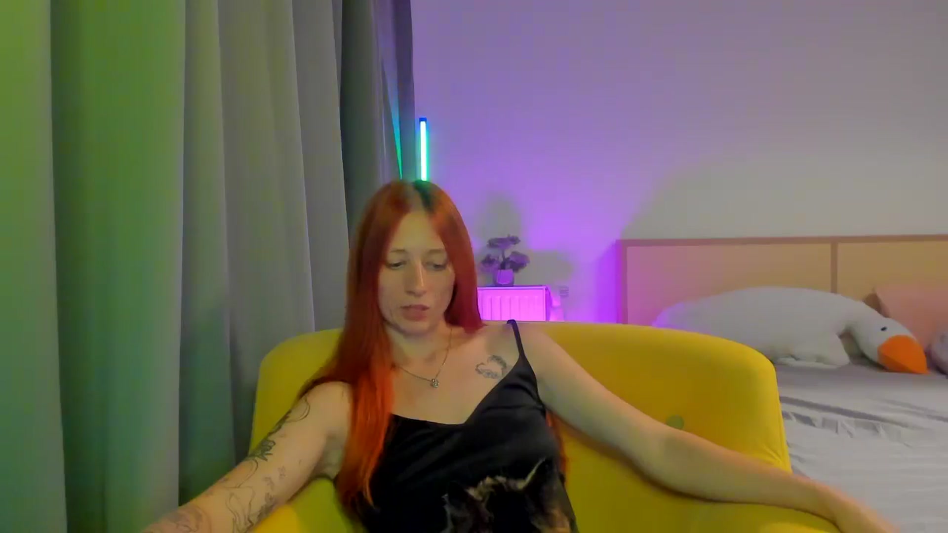 Gallery image thumbnail from Red_Succubus's myfreecams stream on, 08/03/2025, 20:13 image 6 of 20