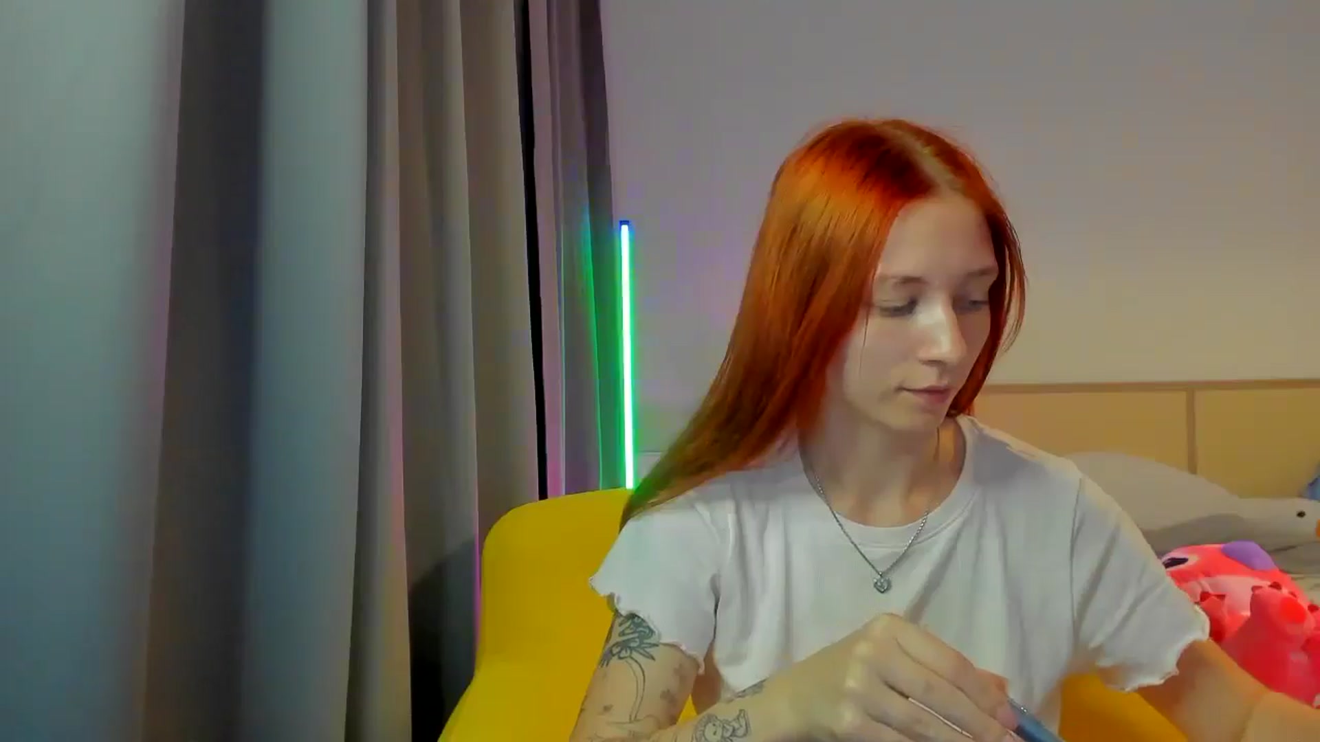 Gallery image thumbnail from Red_Succubus's myfreecams stream on, 08/28/2025, 20:03 image 16 of 20
