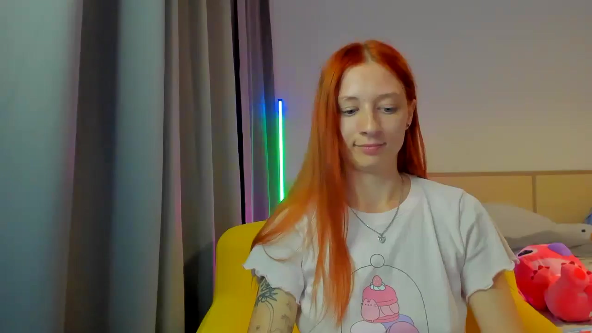 Gallery image thumbnail from Red_Succubus's myfreecams stream on, 08/28/2025, 20:03 image 19 of 20