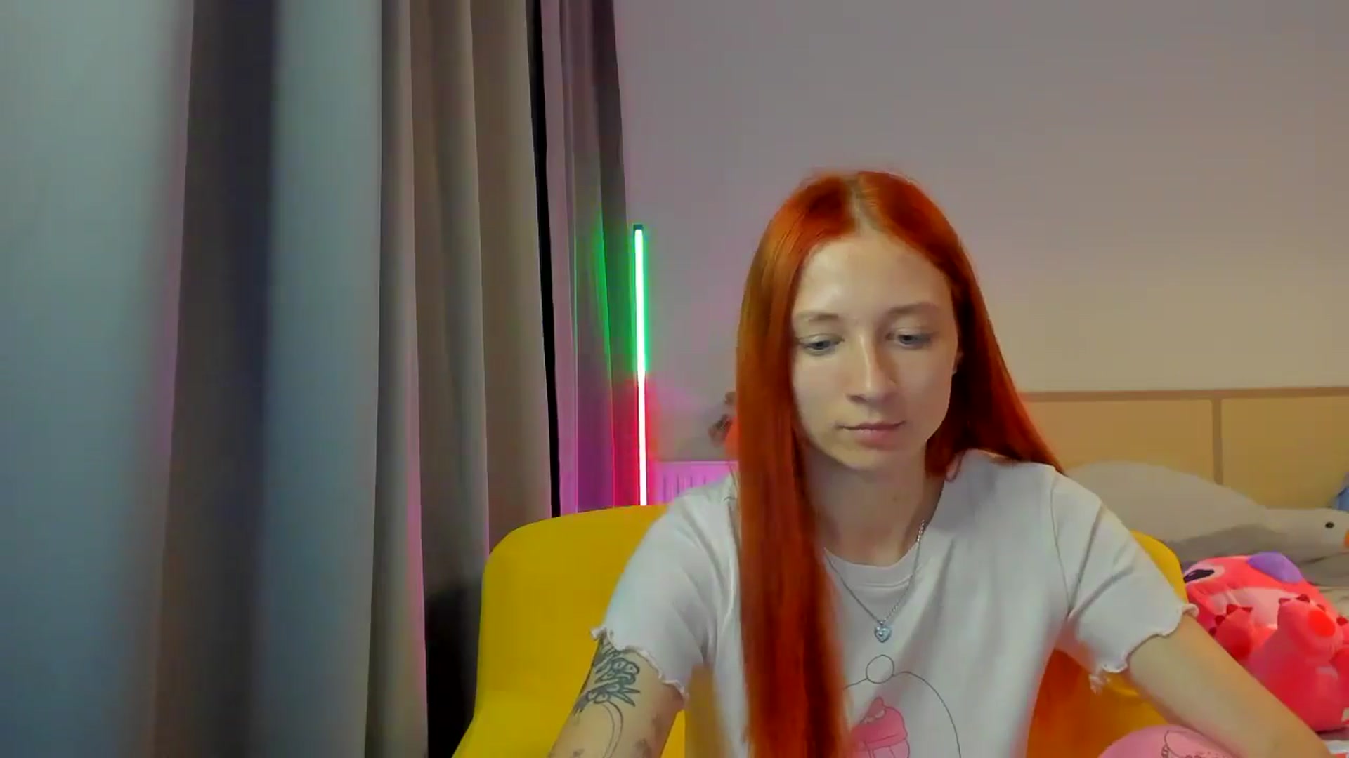 Gallery image thumbnail from Red_Succubus's myfreecams stream on, 08/28/2025, 20:03 image 2 of 20