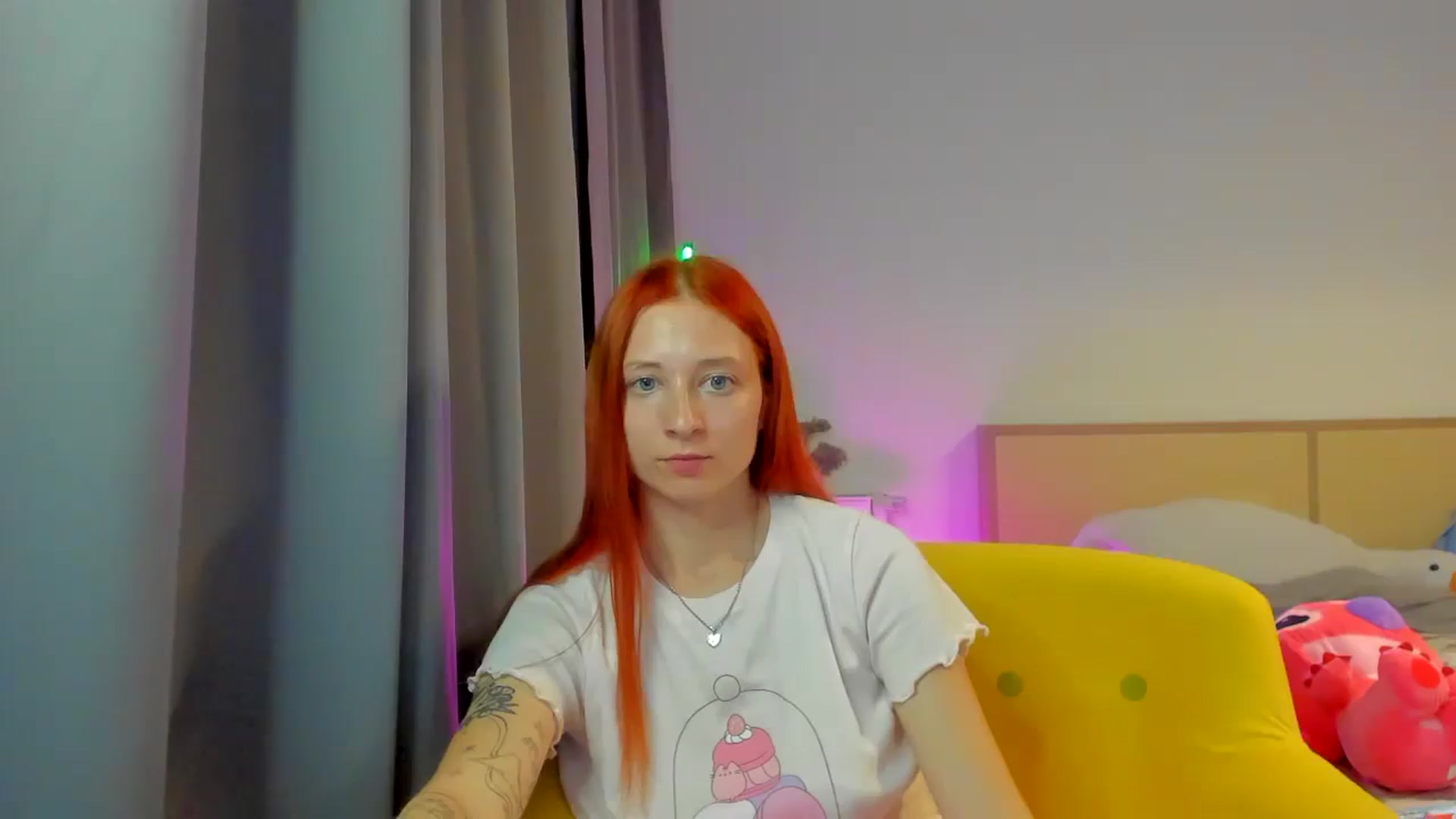 Gallery image thumbnail from Red_Succubus's myfreecams stream on, 08/28/2025, 20:03 image 6 of 20