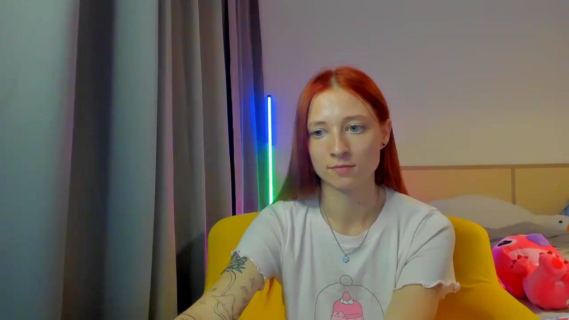 Gallery image thumbnail from Red_Succubus's myfreecams stream on, 08/28/2025, 20:03 image 18 of 20
