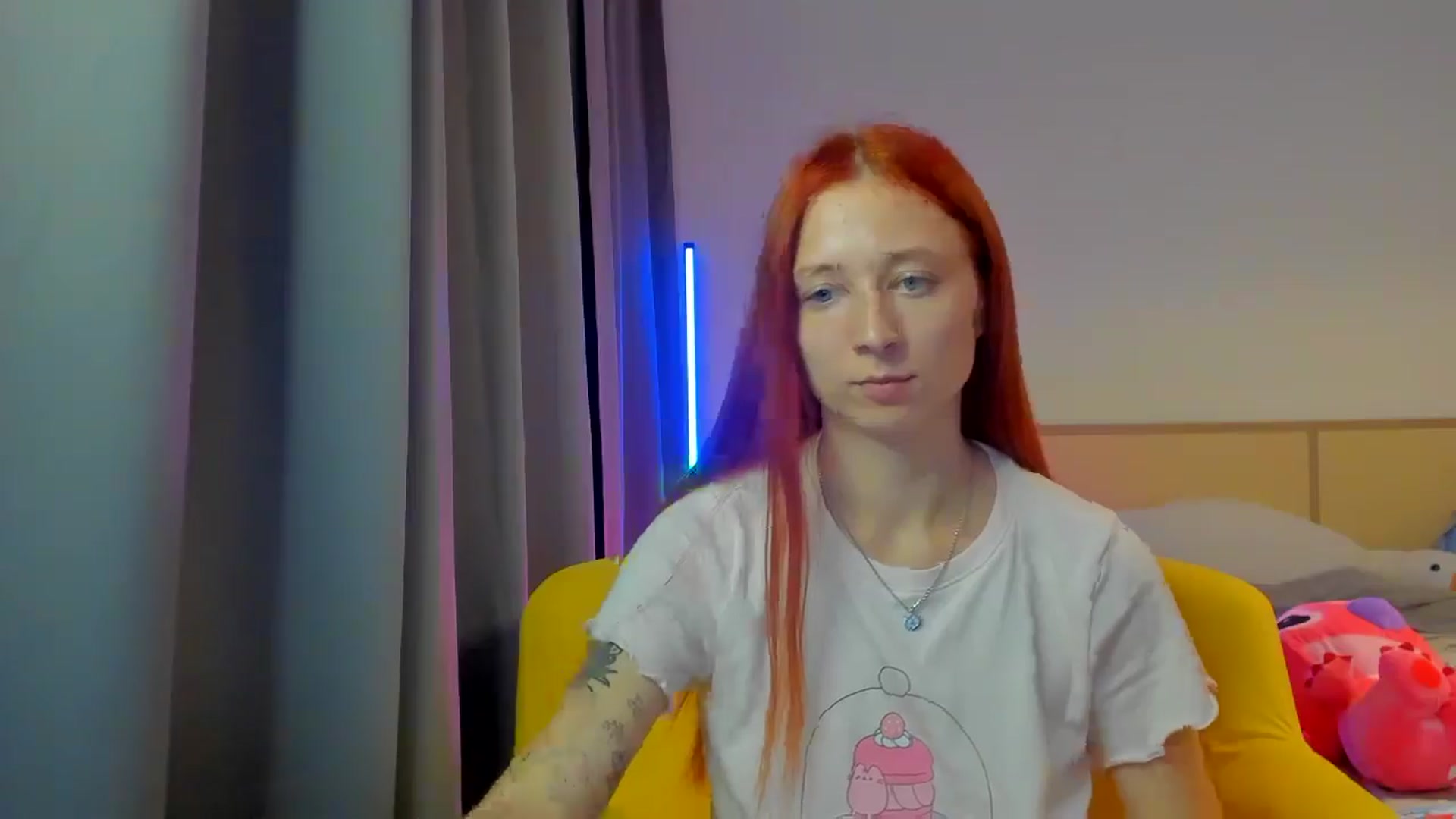 Gallery image thumbnail from Red_Succubus's myfreecams stream on, 08/28/2025, 20:03 image 4 of 20