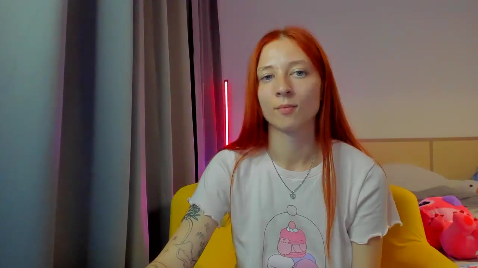 Gallery image thumbnail from Red_Succubus's myfreecams stream on, 08/28/2025, 20:03 image 14 of 20
