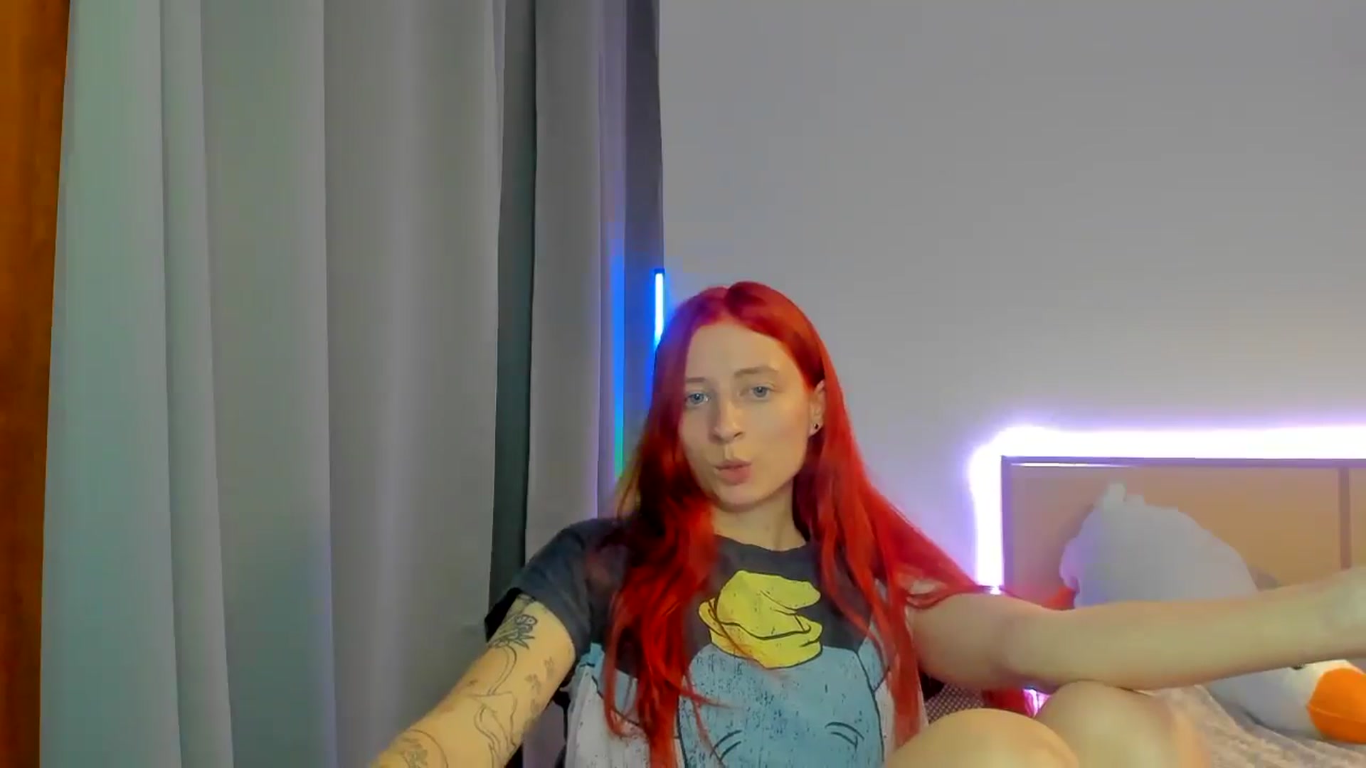 Gallery image thumbnail from Red_Succubus's myfreecams stream on, 09/19/2025, 20:14 image 6 of 20