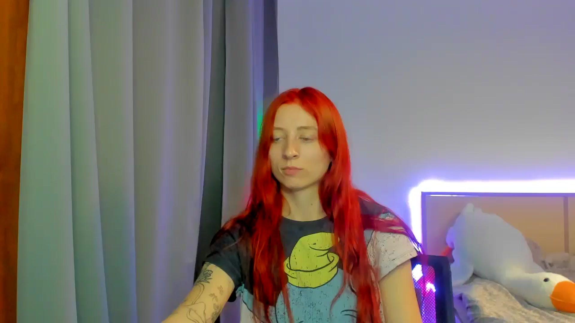 Gallery image thumbnail from Red_Succubus's myfreecams stream on, 09/19/2025, 20:14 image 16 of 20