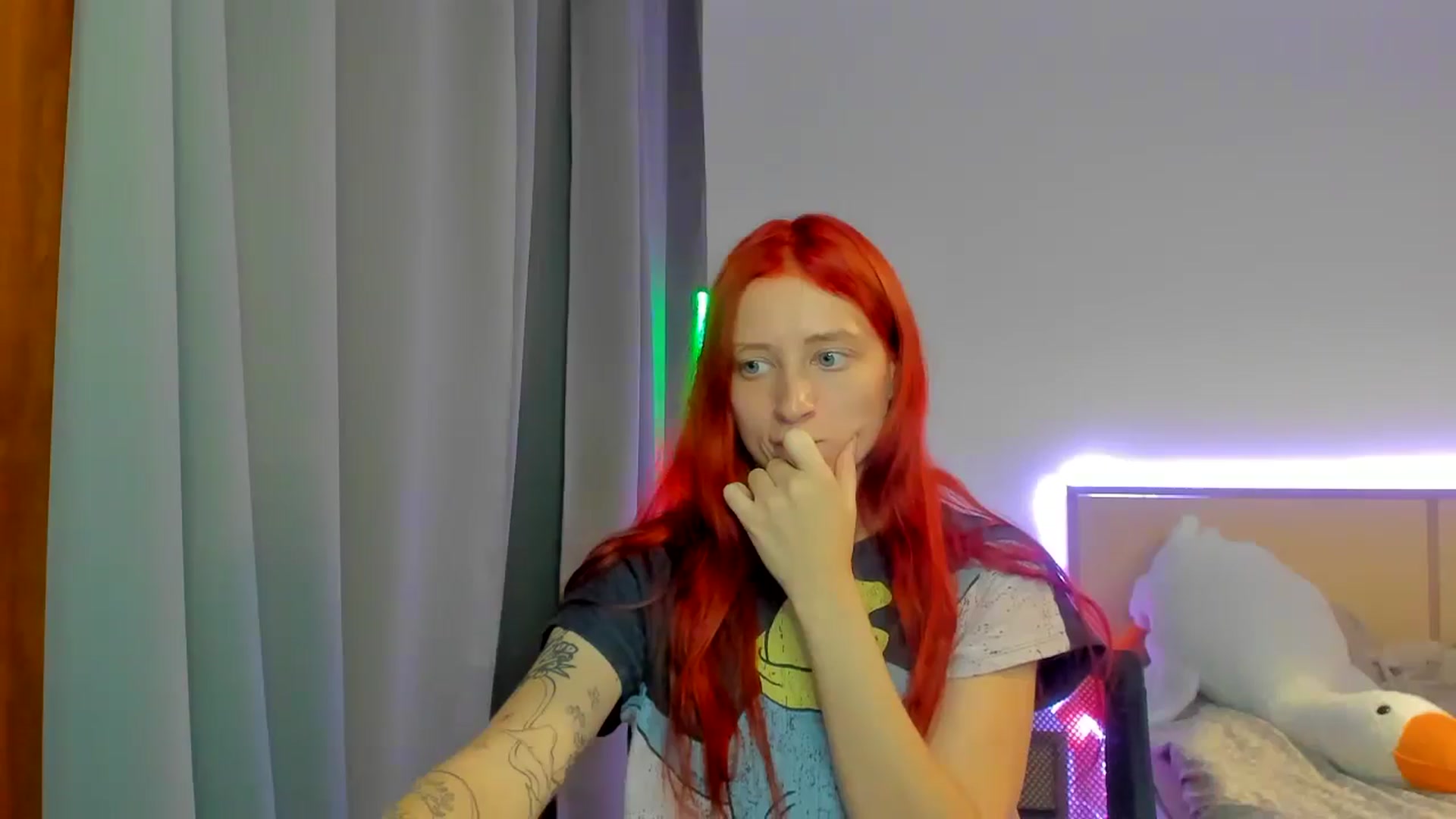 Gallery image thumbnail from Red_Succubus's myfreecams stream on, 09/19/2025, 20:14 image 15 of 20