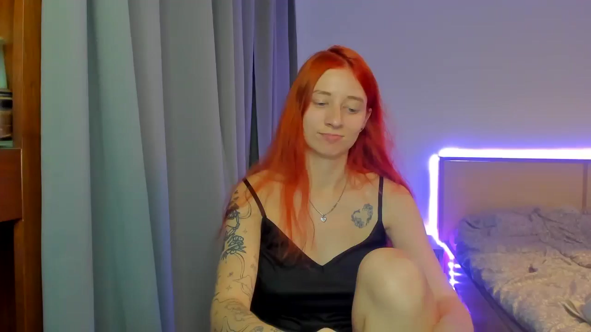 Gallery image thumbnail from Red_Succubus's myfreecams stream on, 09/28/2025, 20:27 image 3 of 20