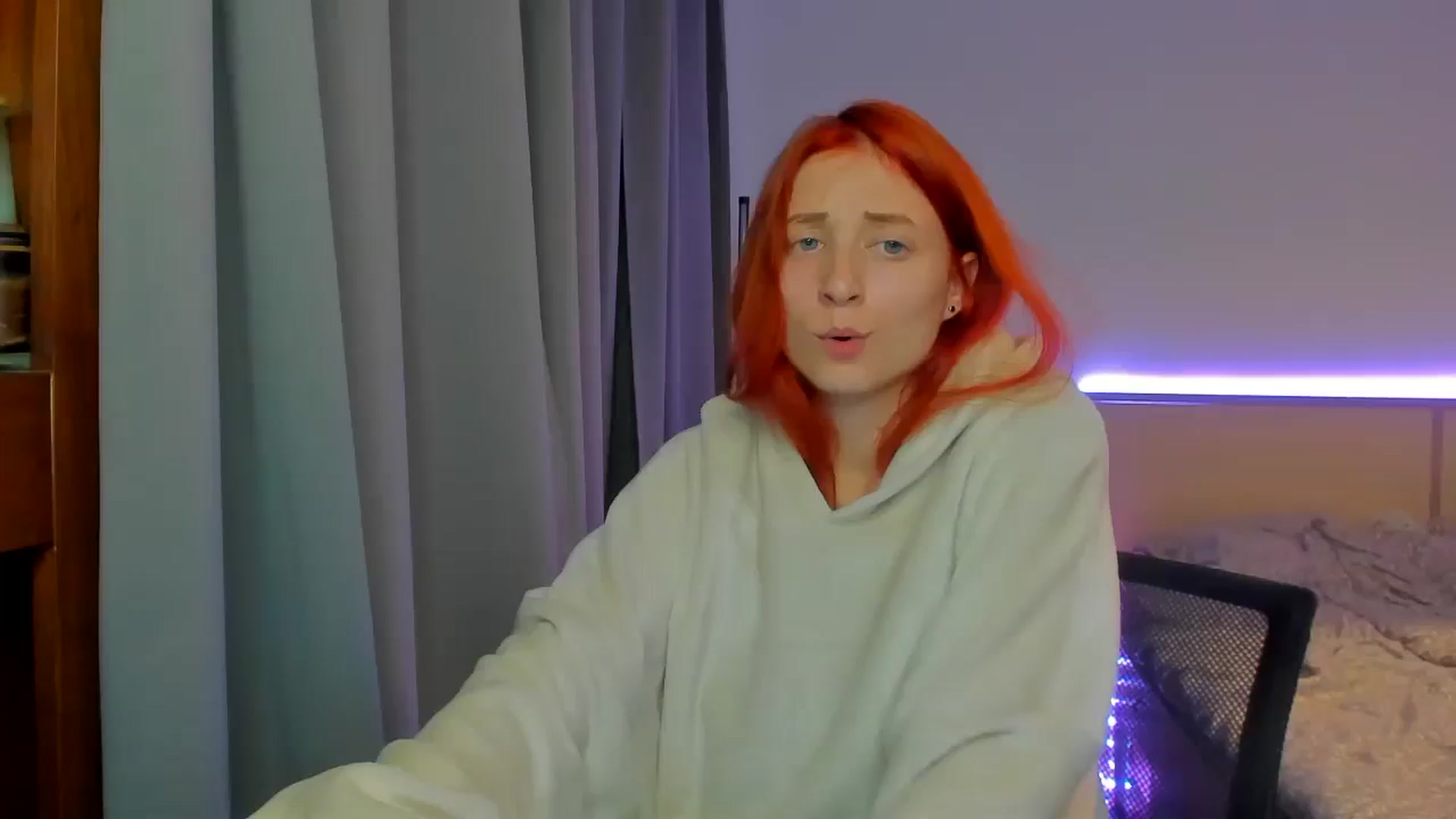 Gallery image thumbnail from Red_Succubus's myfreecams stream on, 09/28/2025, 20:27 image 12 of 20