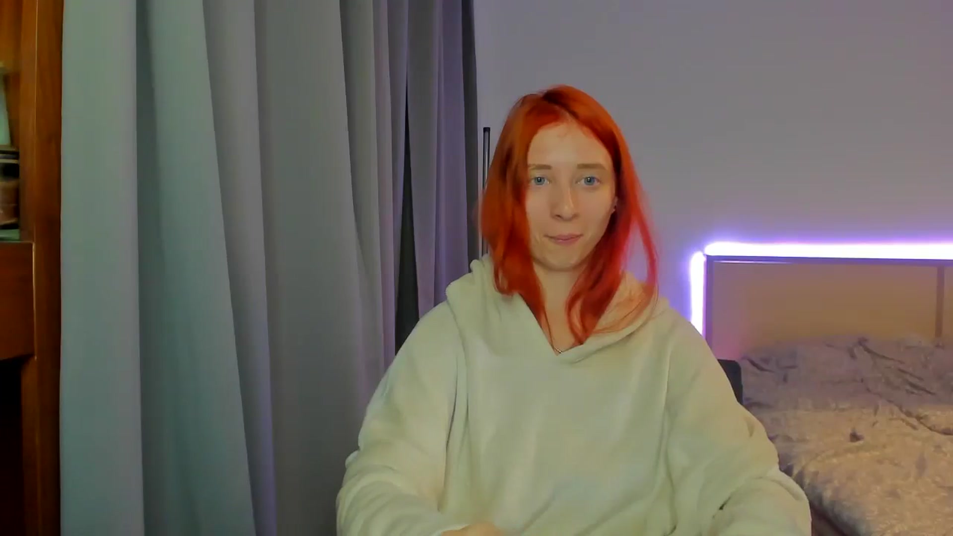 Gallery image thumbnail from Red_Succubus's myfreecams stream on, 09/28/2025, 20:27 image 15 of 20