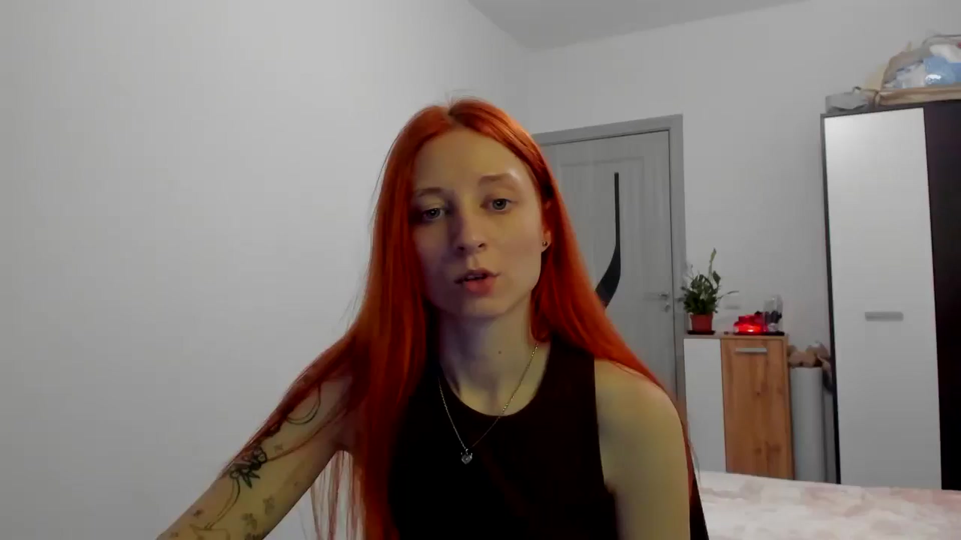 Gallery image thumbnail from Red_Succubus's myfreecams stream on, 04/03/2026, 20:31 image 9 of 20