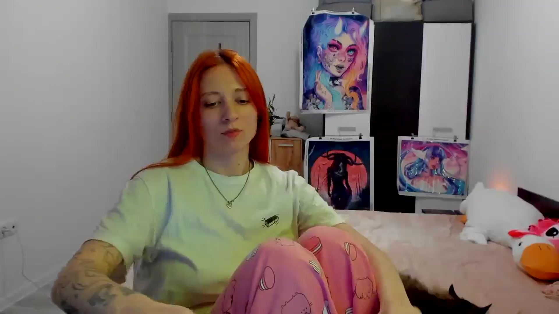 Gallery image thumbnail from Red_Succubus's myfreecams stream on, 04/18/2026, 21:23 image 7 of 20