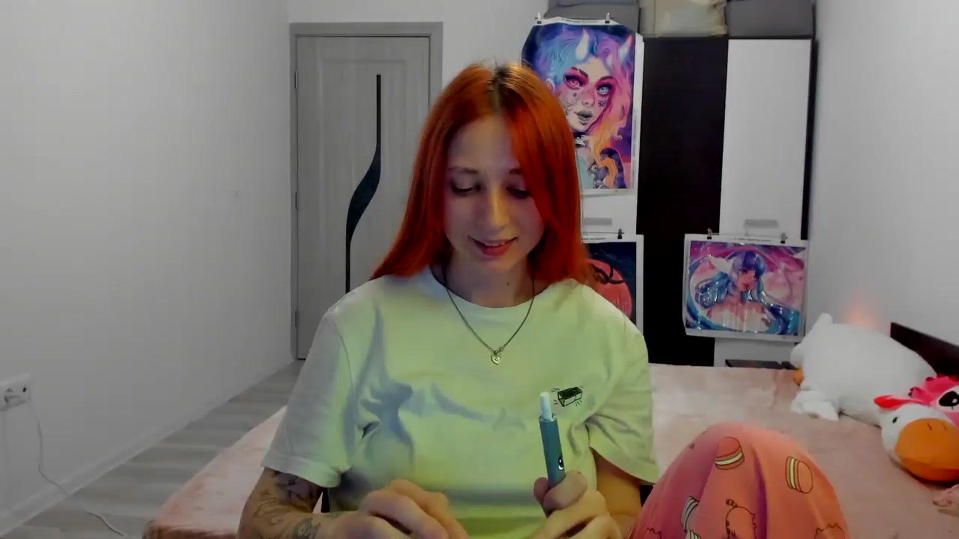 Gallery image thumbnail from Red_Succubus's myfreecams stream on, 04/18/2026, 21:23 image 13 of 20