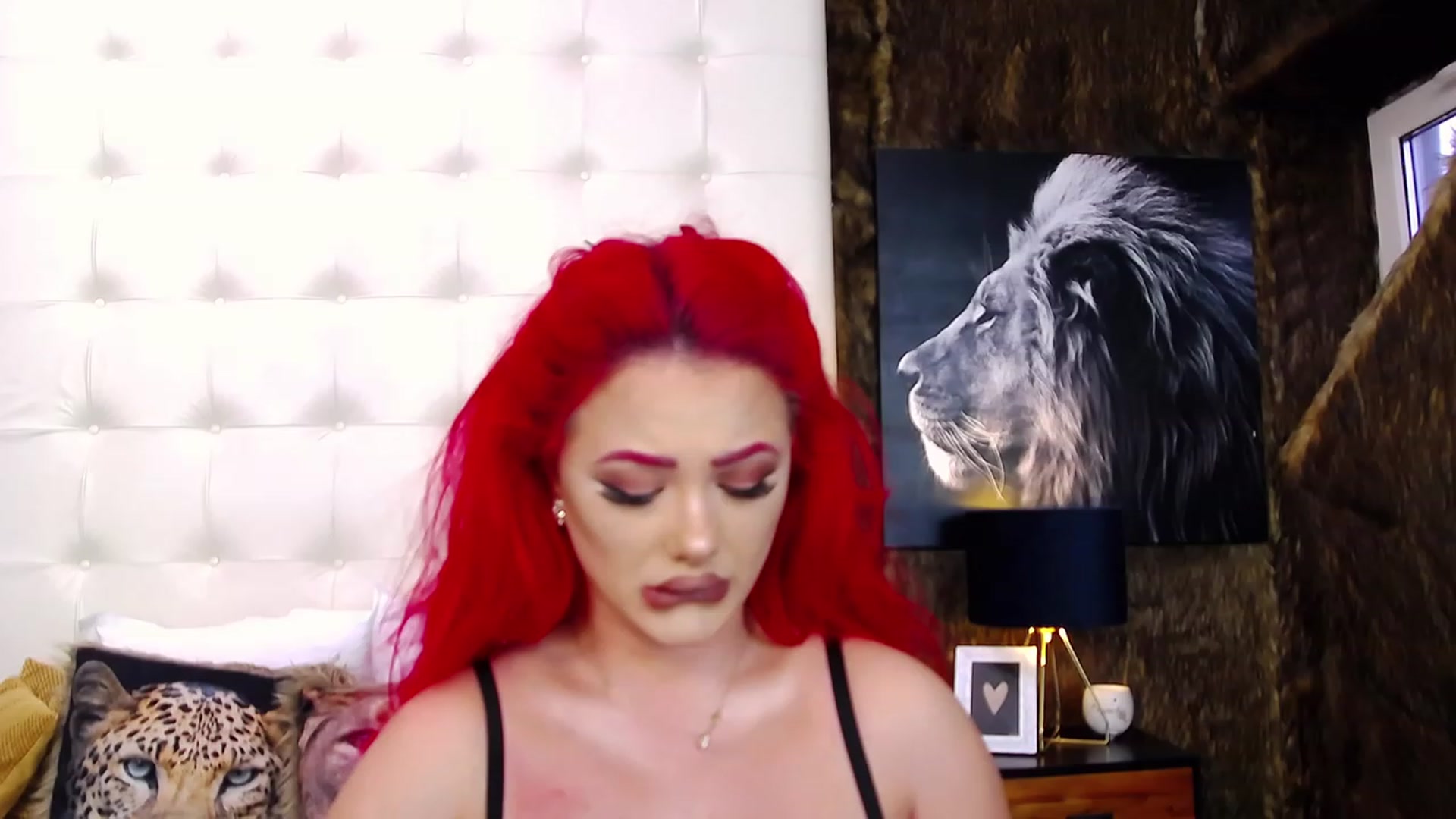Gallery image thumbnail from Red_chloe's myfreecams stream on, 12/07/2022, 10:58 image 19 of 20
