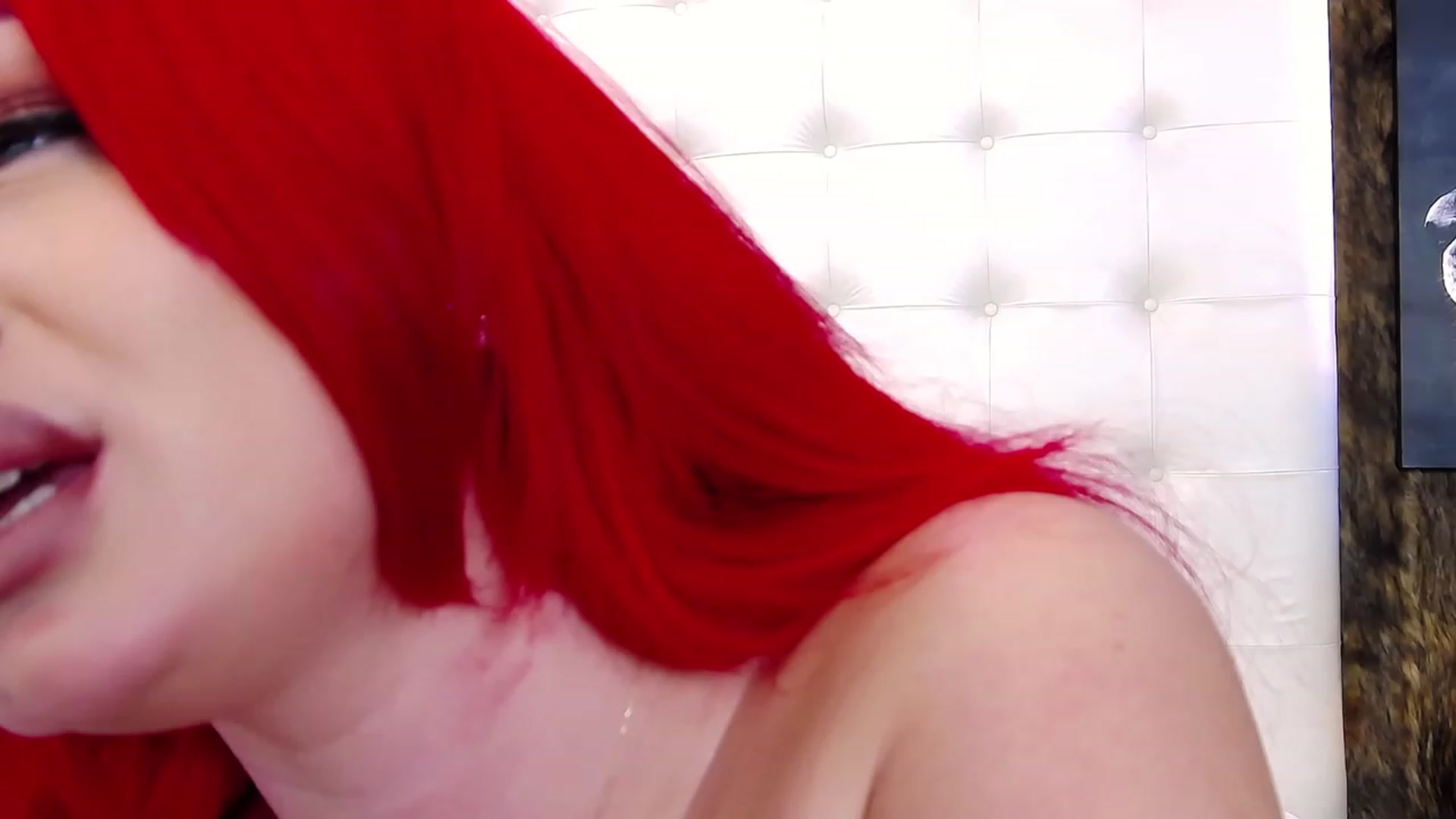 Gallery image thumbnail from Red_chloe's myfreecams stream on, 12/20/2022, 12:07 image 2 of 20