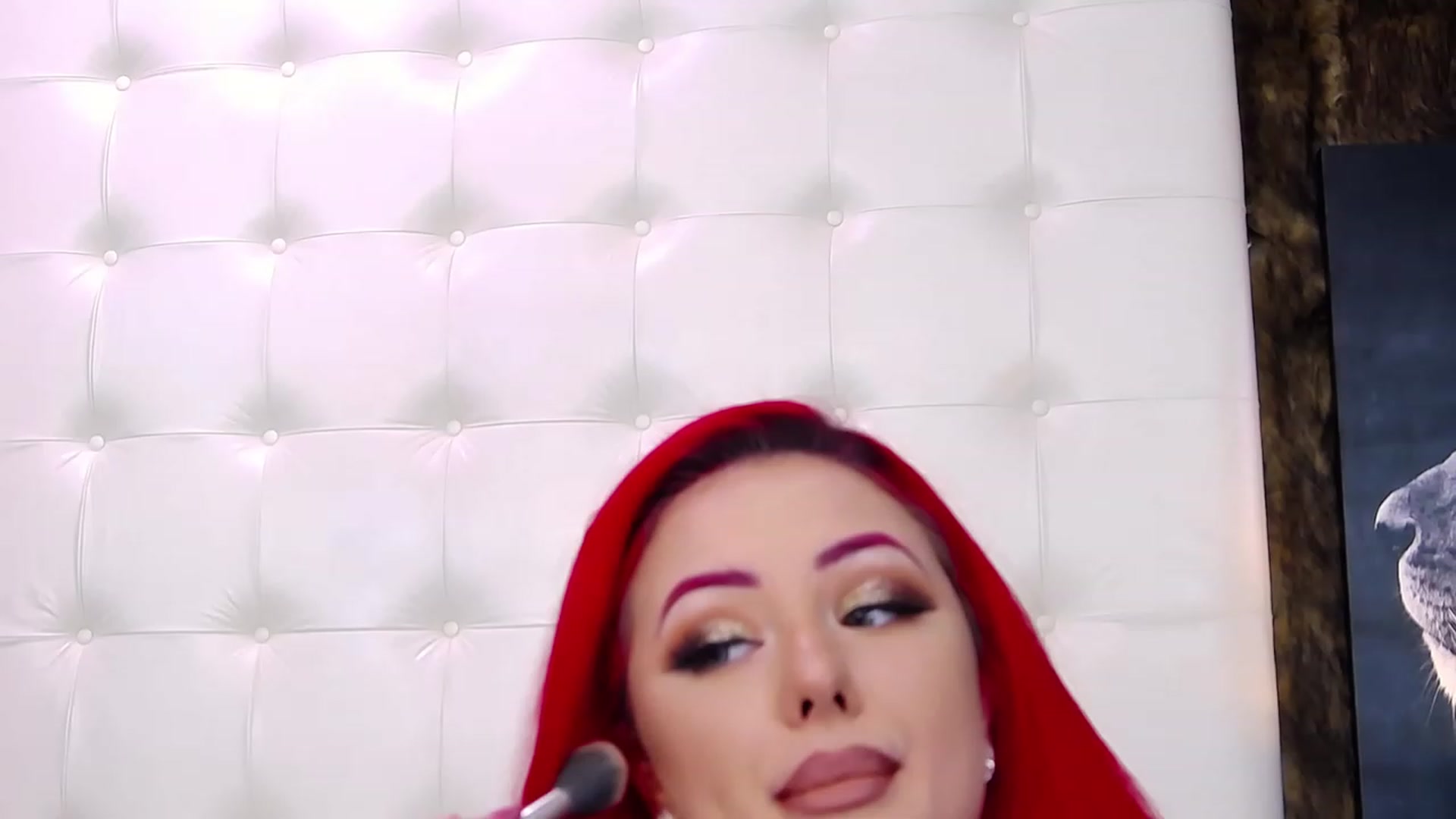 Gallery image thumbnail from Red_chloe's myfreecams stream on, 12/24/2022, 12:15 image 18 of 20