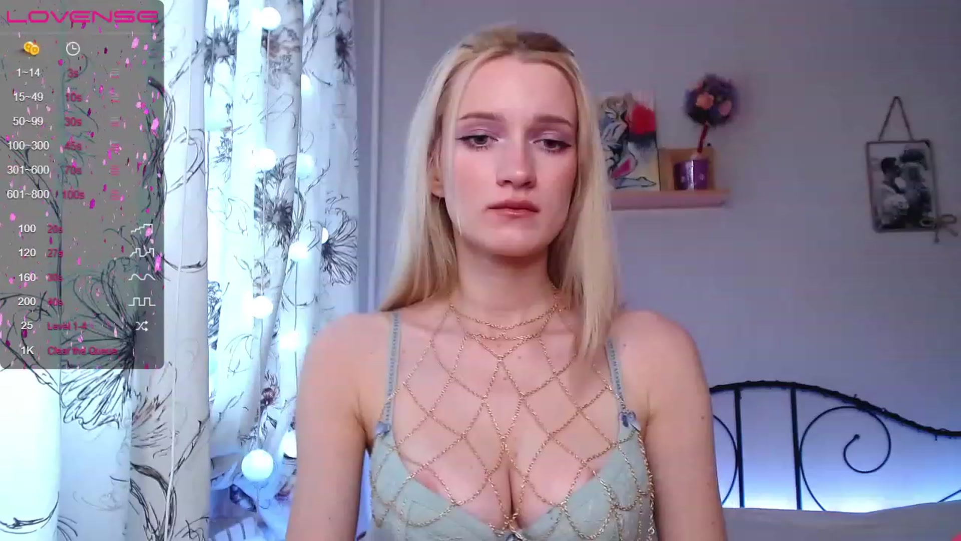 Gallery image thumbnail from Red_joan's myfreecams stream on, 12/02/2022, 13:01 image 10 of 20