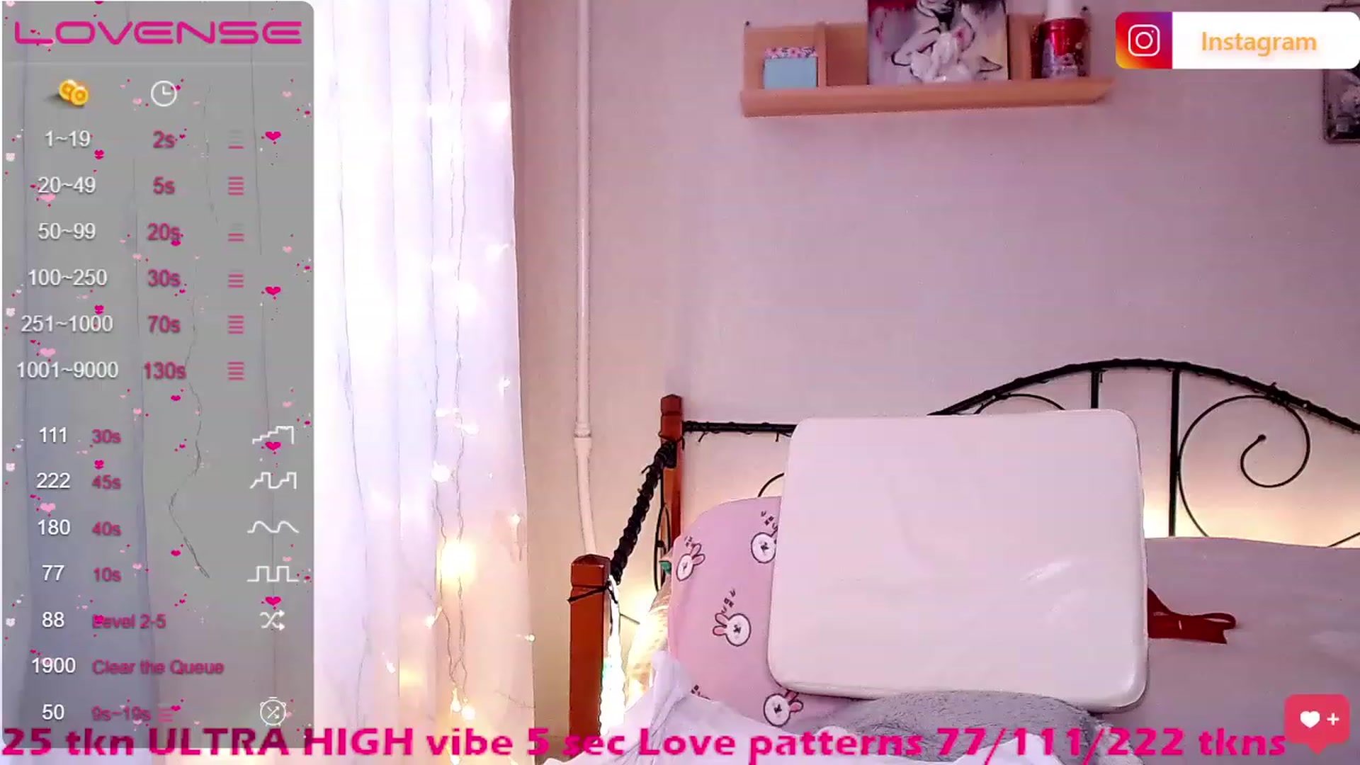 Gallery image thumbnail from Red_joan's myfreecams stream on, 01/27/2023, 14:30 image 8 of 20
