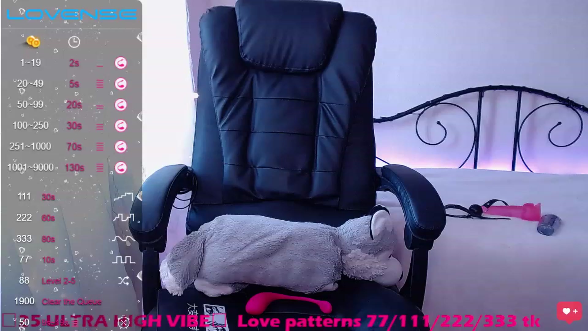 Gallery image thumbnail from Red_joan's myfreecams stream on, 03/02/2023, 14:20 image 19 of 20