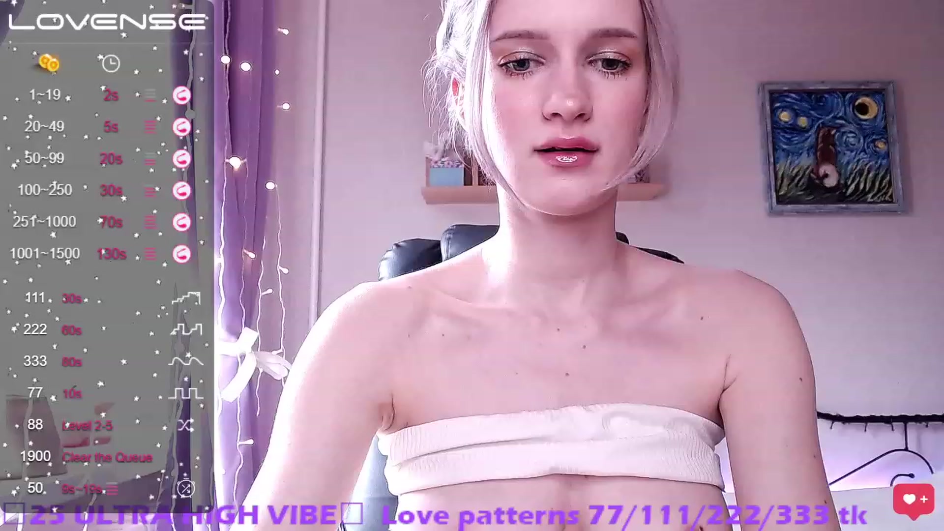 Gallery image thumbnail from Red_joan's myfreecams stream on, 04/07/2023, 13:05 image 16 of 20