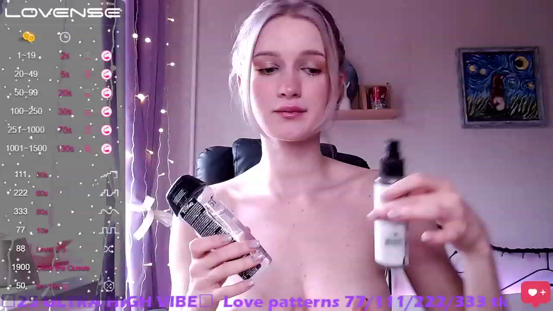 Gallery image thumbnail from Red_joan's myfreecams stream on, 04/07/2023, 14:00 image 11 of 20