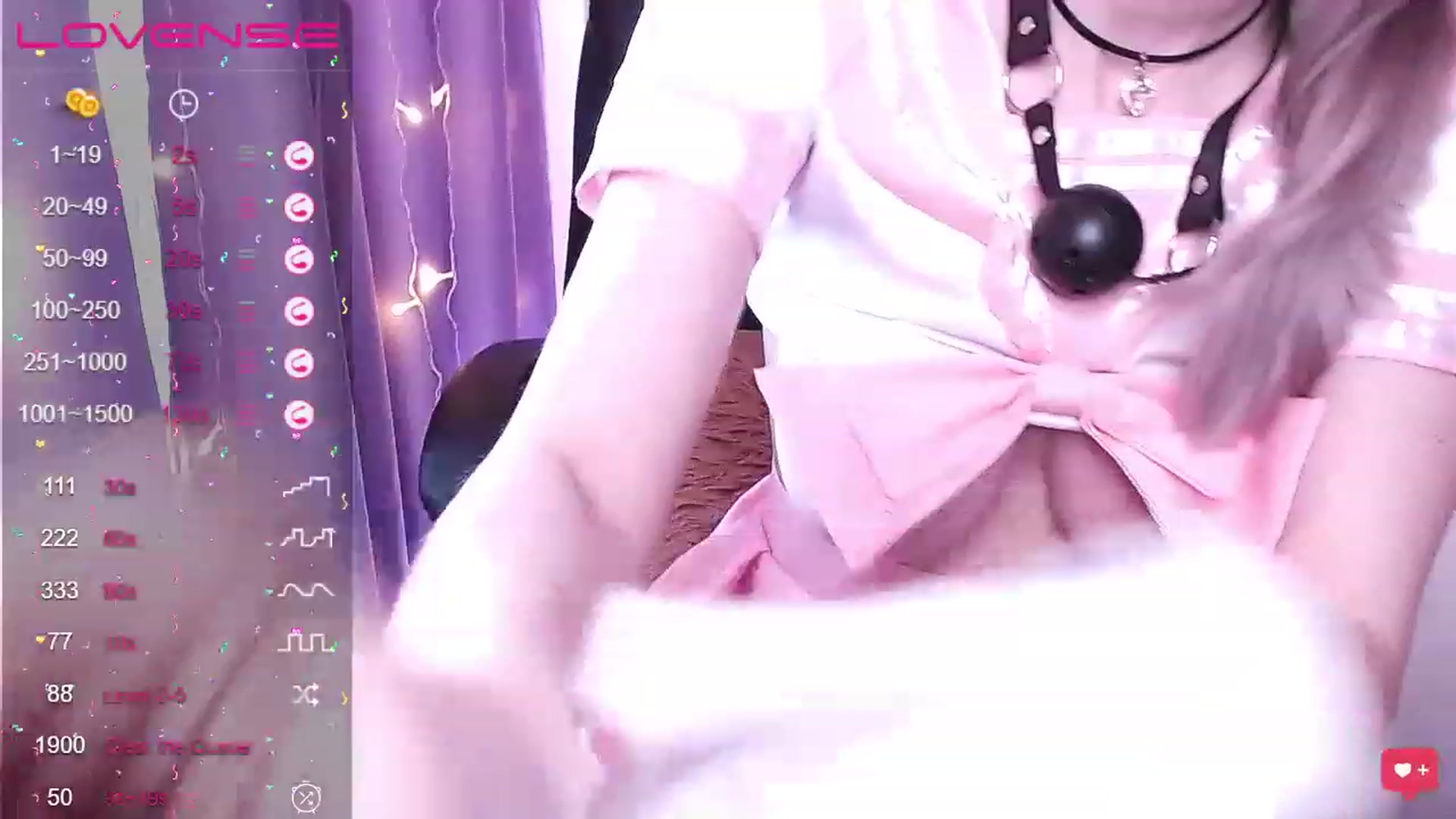 Gallery image thumbnail from Red_joan's myfreecams stream on, 04/16/2023, 14:55 image 19 of 20