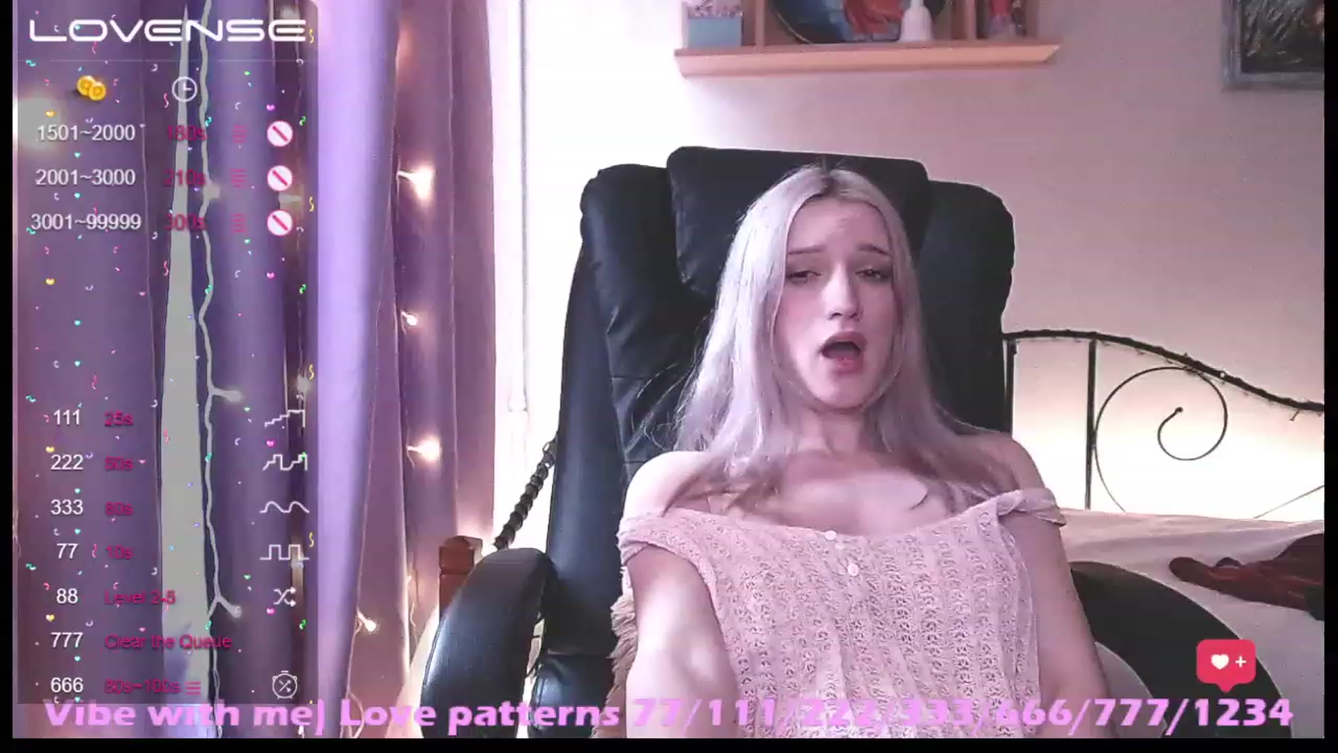 Gallery image thumbnail from Red_joan's myfreecams stream on, 05/08/2023, 14:33 image 18 of 20