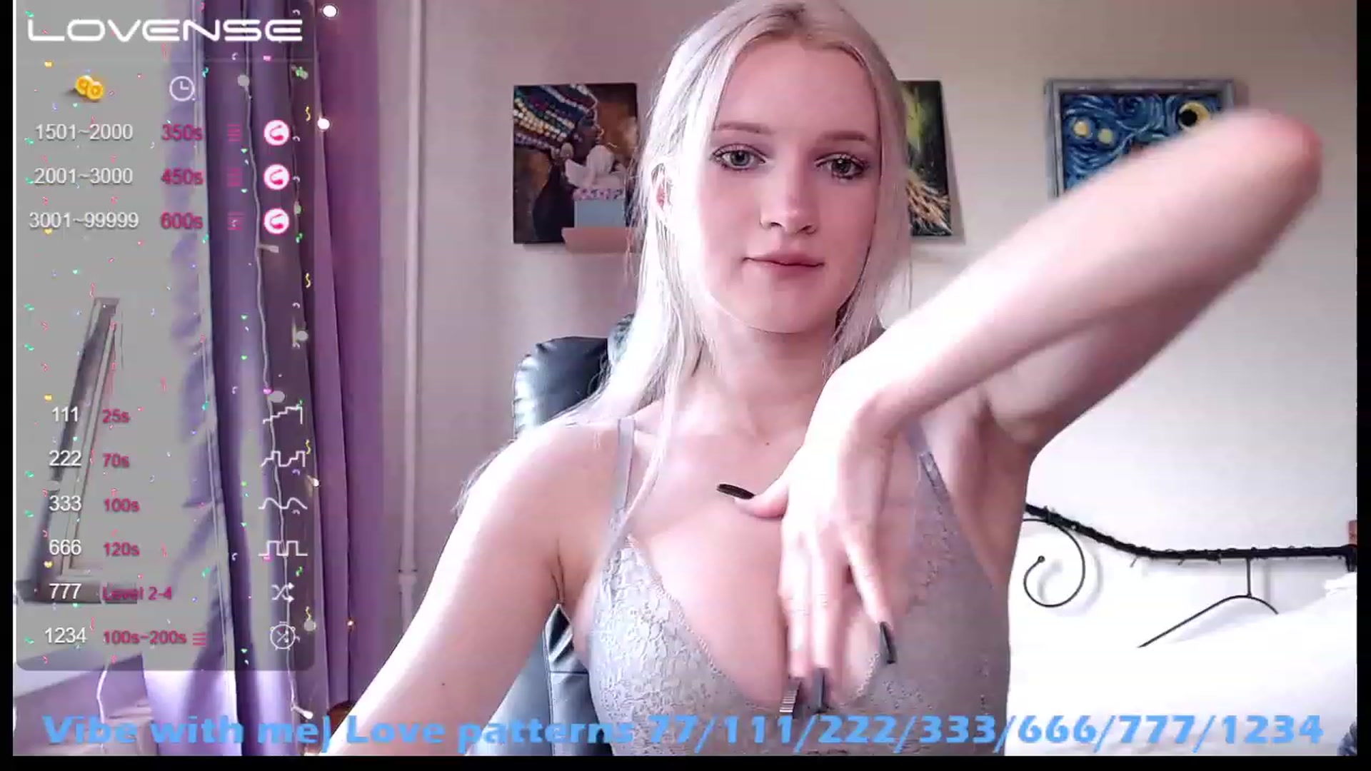 Gallery image thumbnail from Red_joan's myfreecams stream on, 05/27/2023, 12:32 image 4 of 20